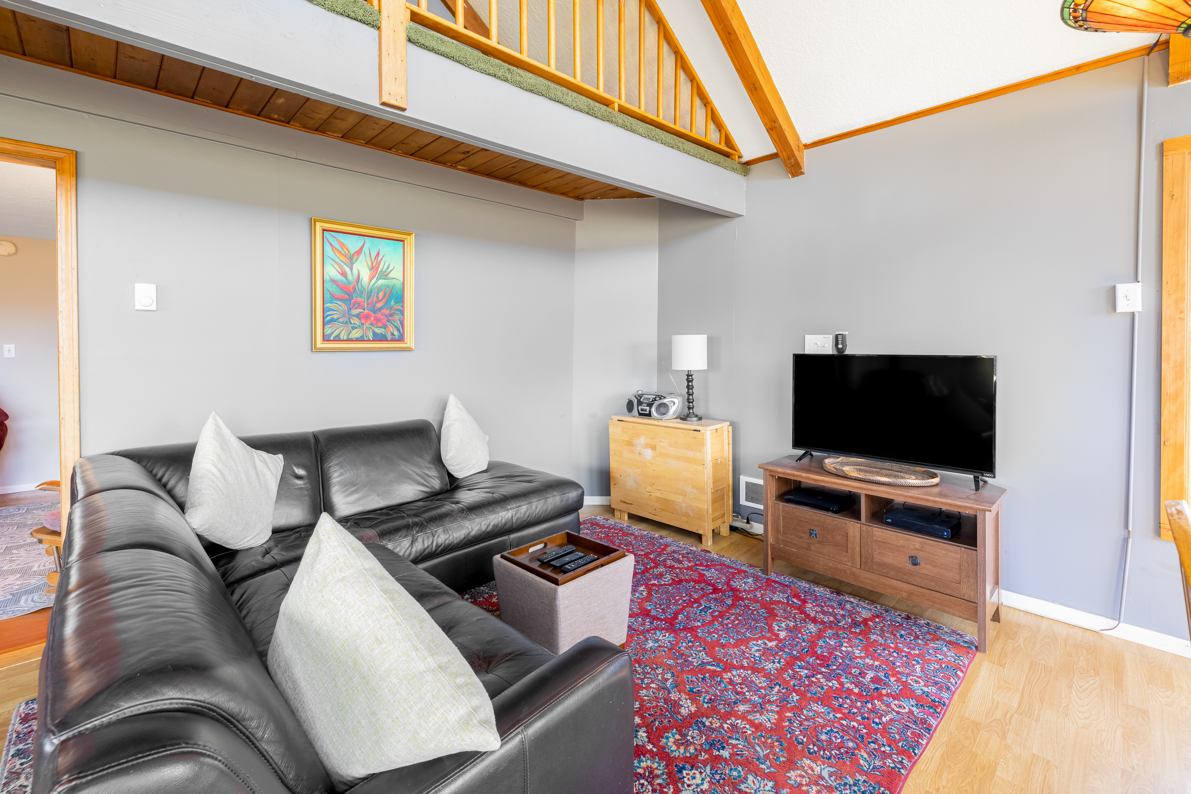 Serene Sandlake Bayfront Home with WiFi and Private Hot Tub Dogs Welcome