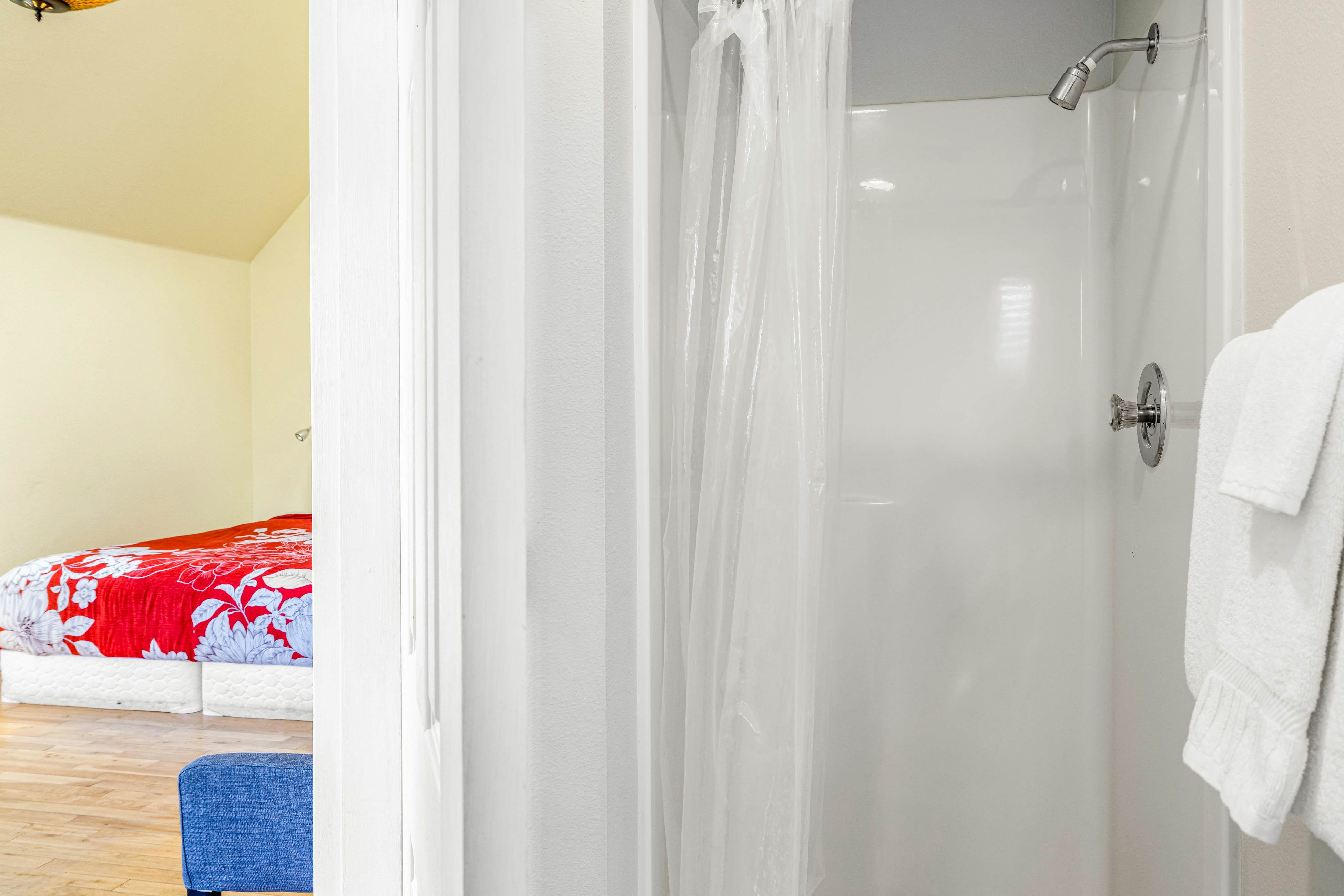 Serene Sandlake Bayfront Home with WiFi & Private Hot Tub - Dogs Welcome