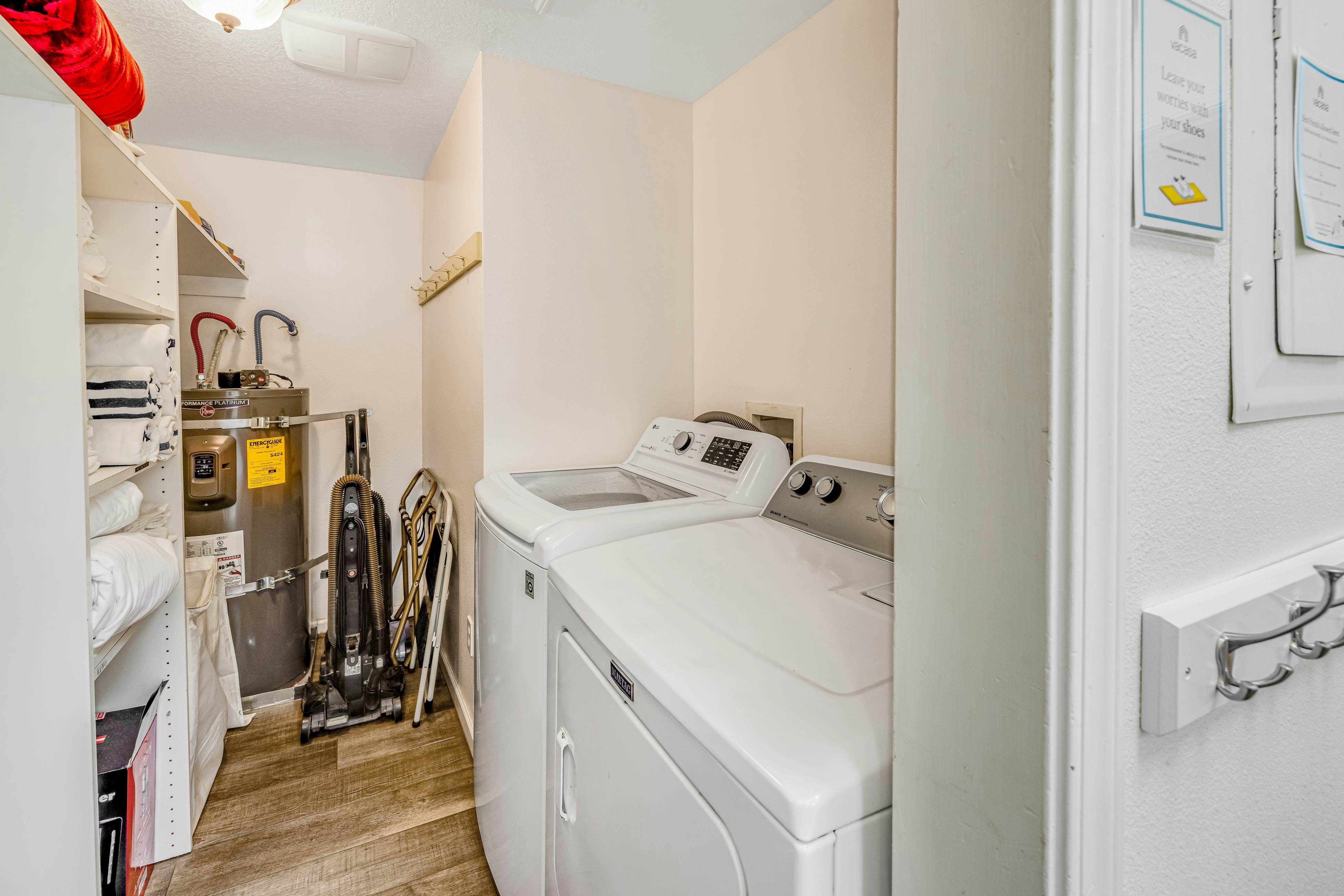 Serene Sandlake Bayfront Home with WiFi & Private Hot Tub - Dogs Welcome