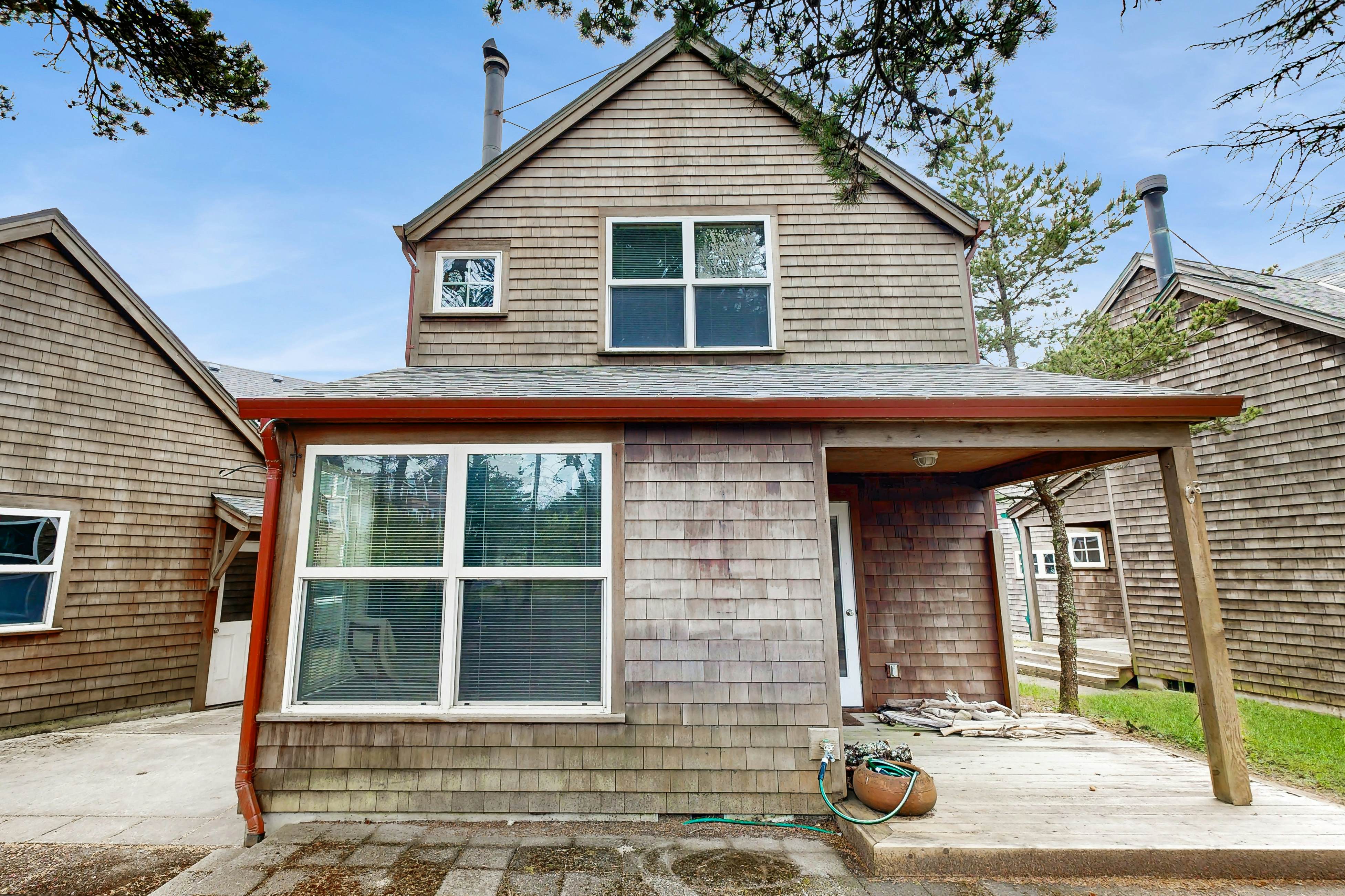 Modern, two-story, dog-friendly home located close to beaches & trails