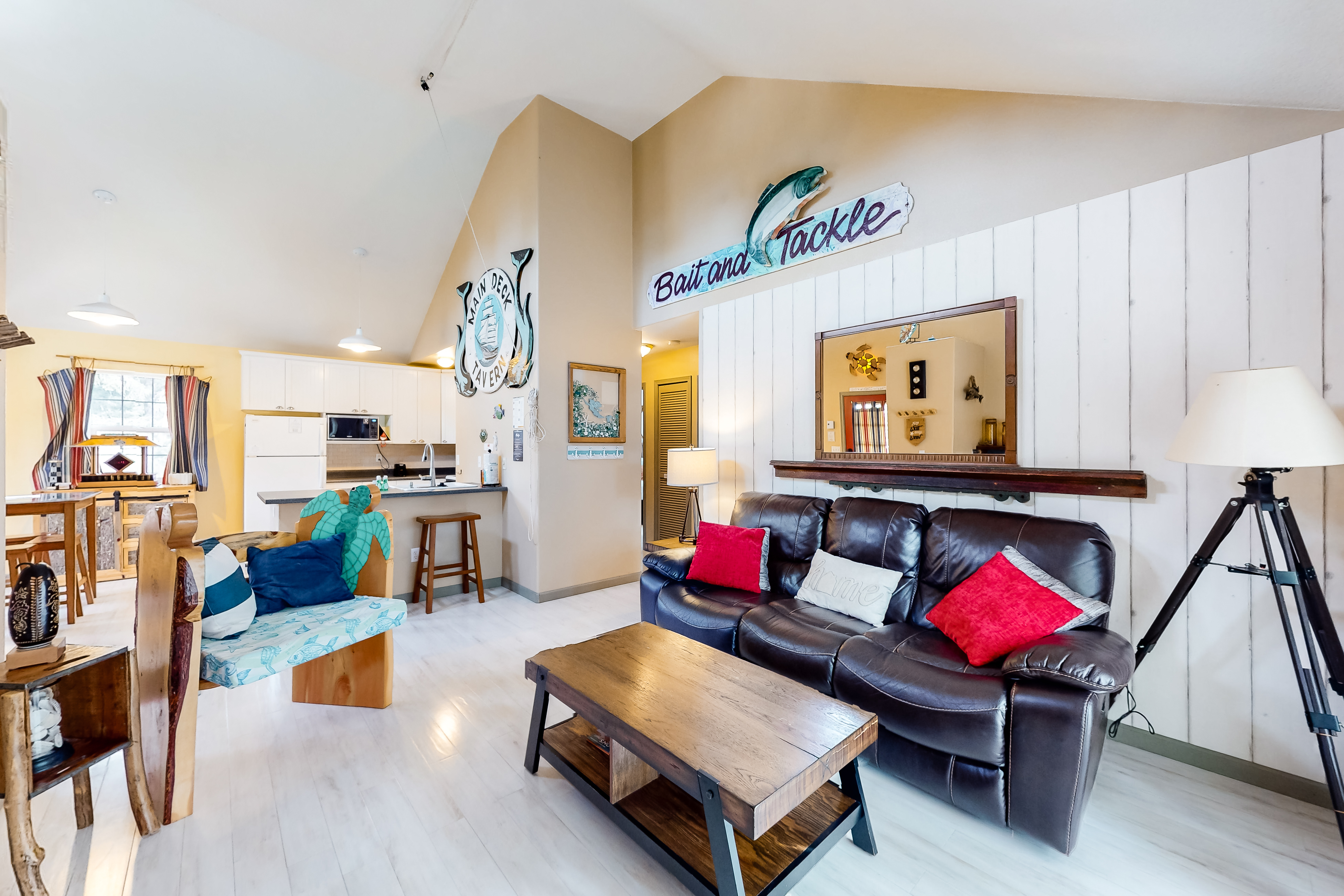 Charming Beach House with Unique Decorations and Nearby Beach Access