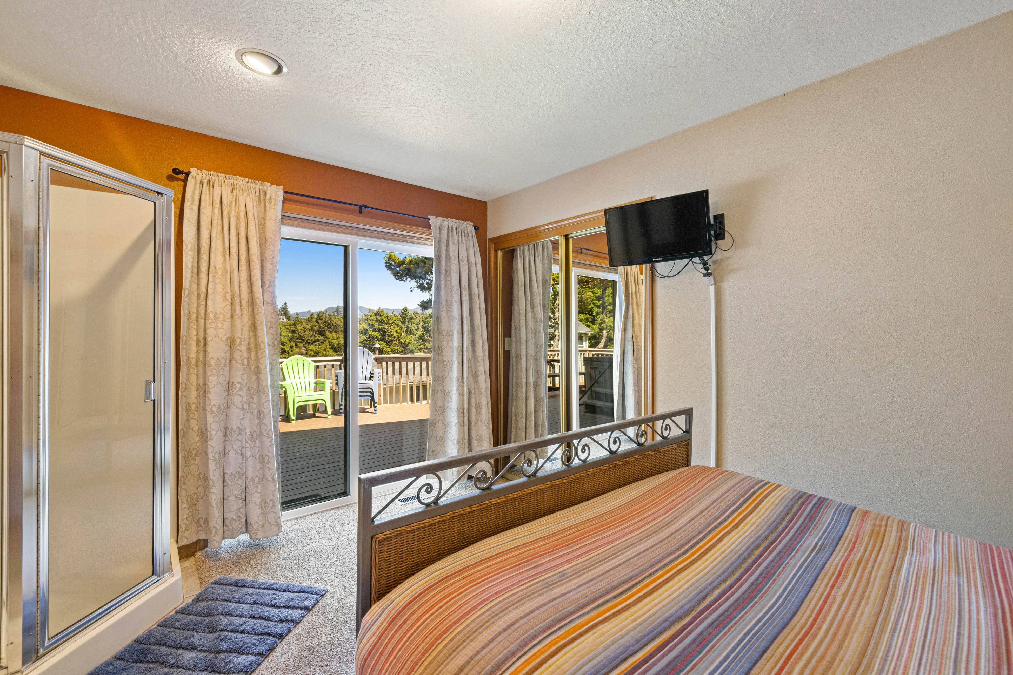 Dog-Friendly House w/ Ocean Views, Hot Tub, Arcade Machine, & Easy Beach Access