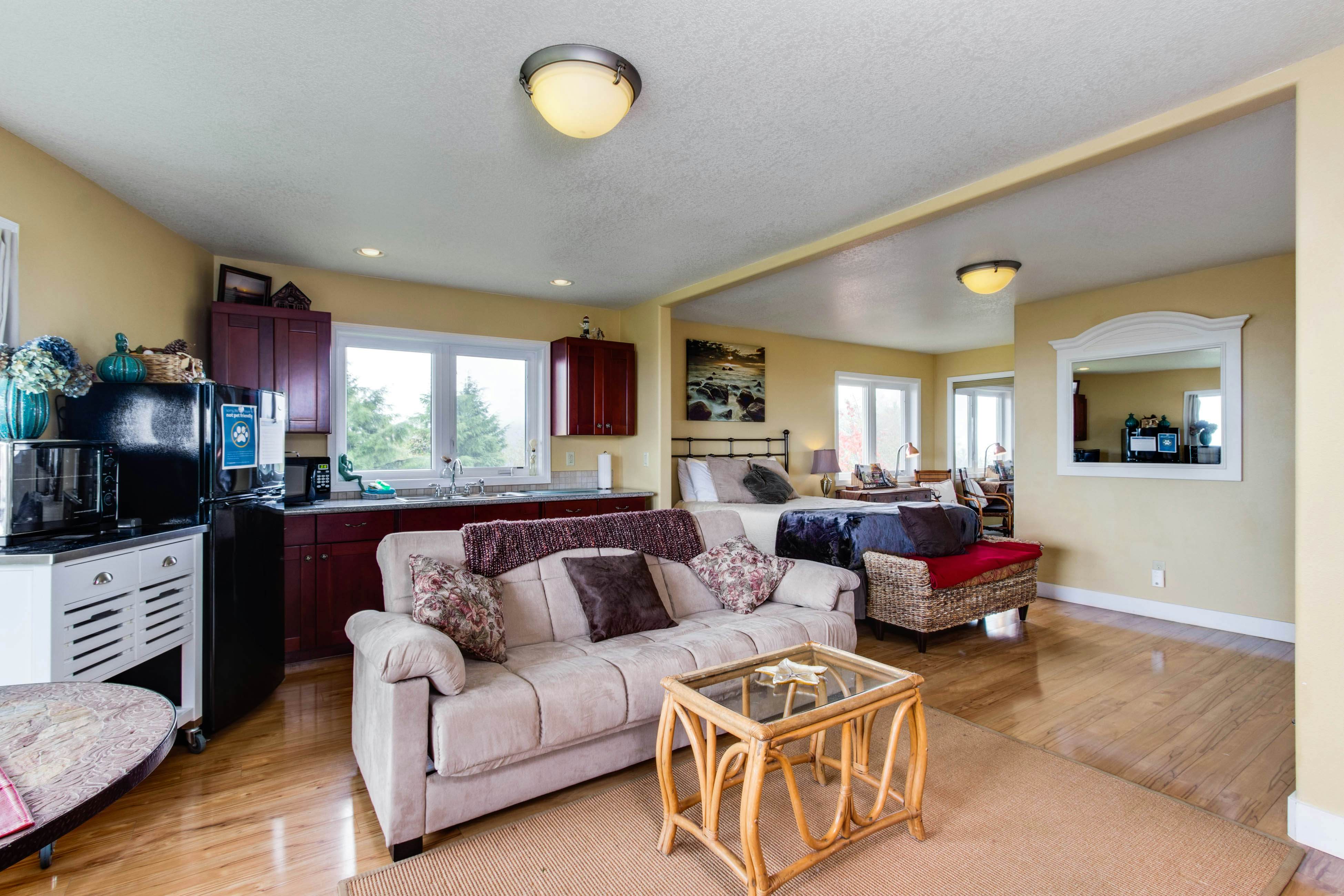 Bright & open hillside home with sprawling ocean views