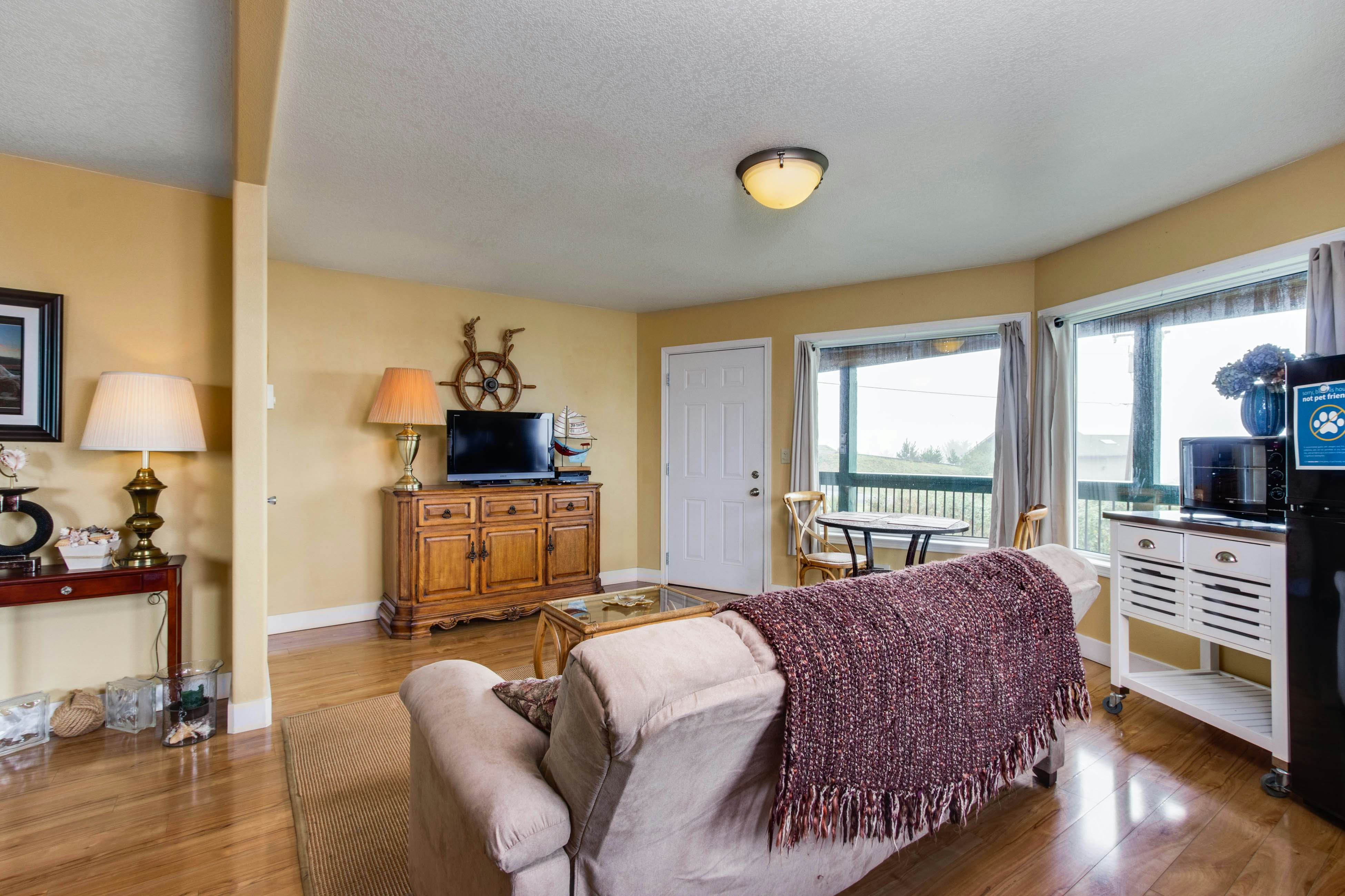 Bright & open hillside home with sprawling ocean views