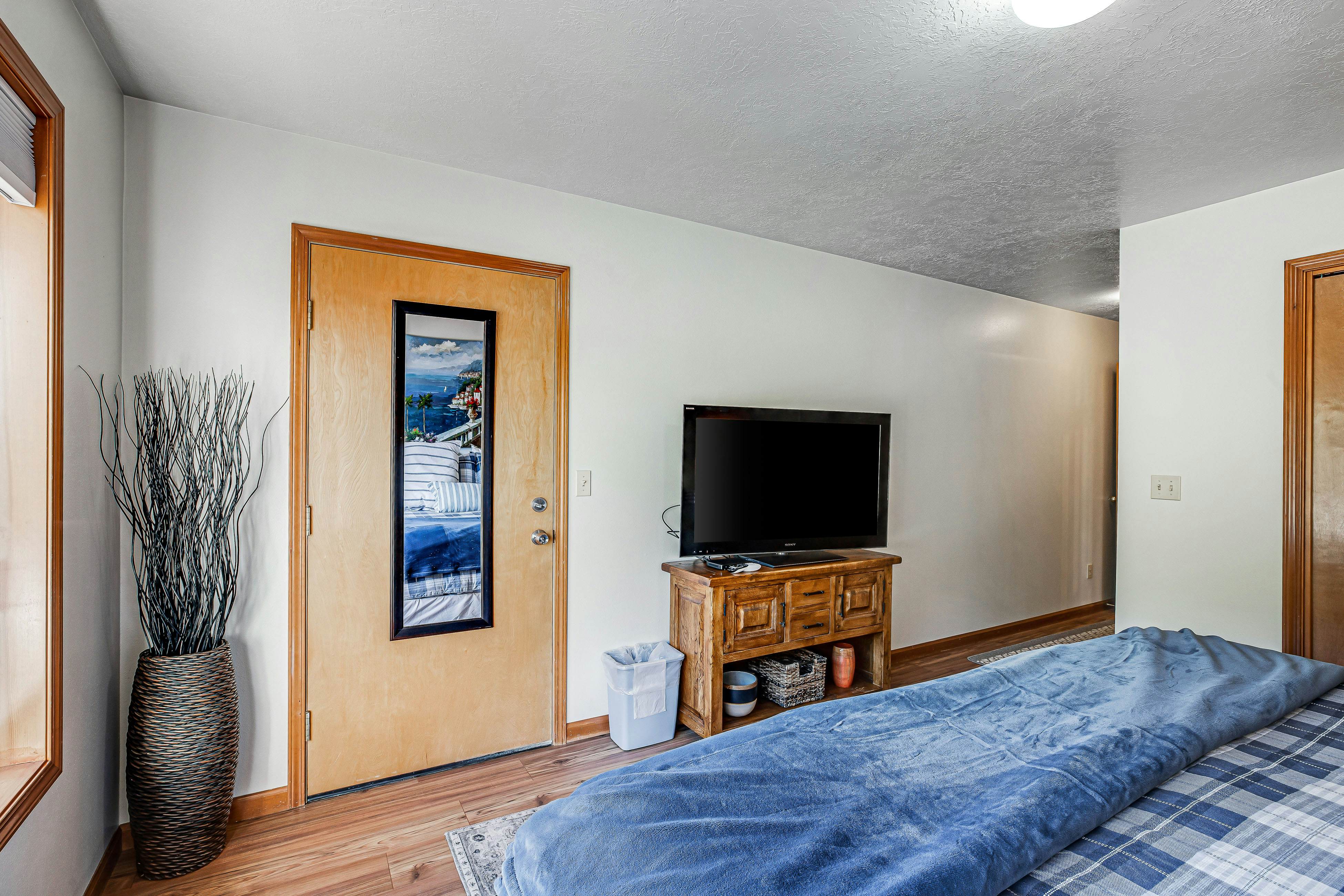 Cozy Home with Wood Stove, WiFi, Gas Grill, & Large Deck - Walk to Beach