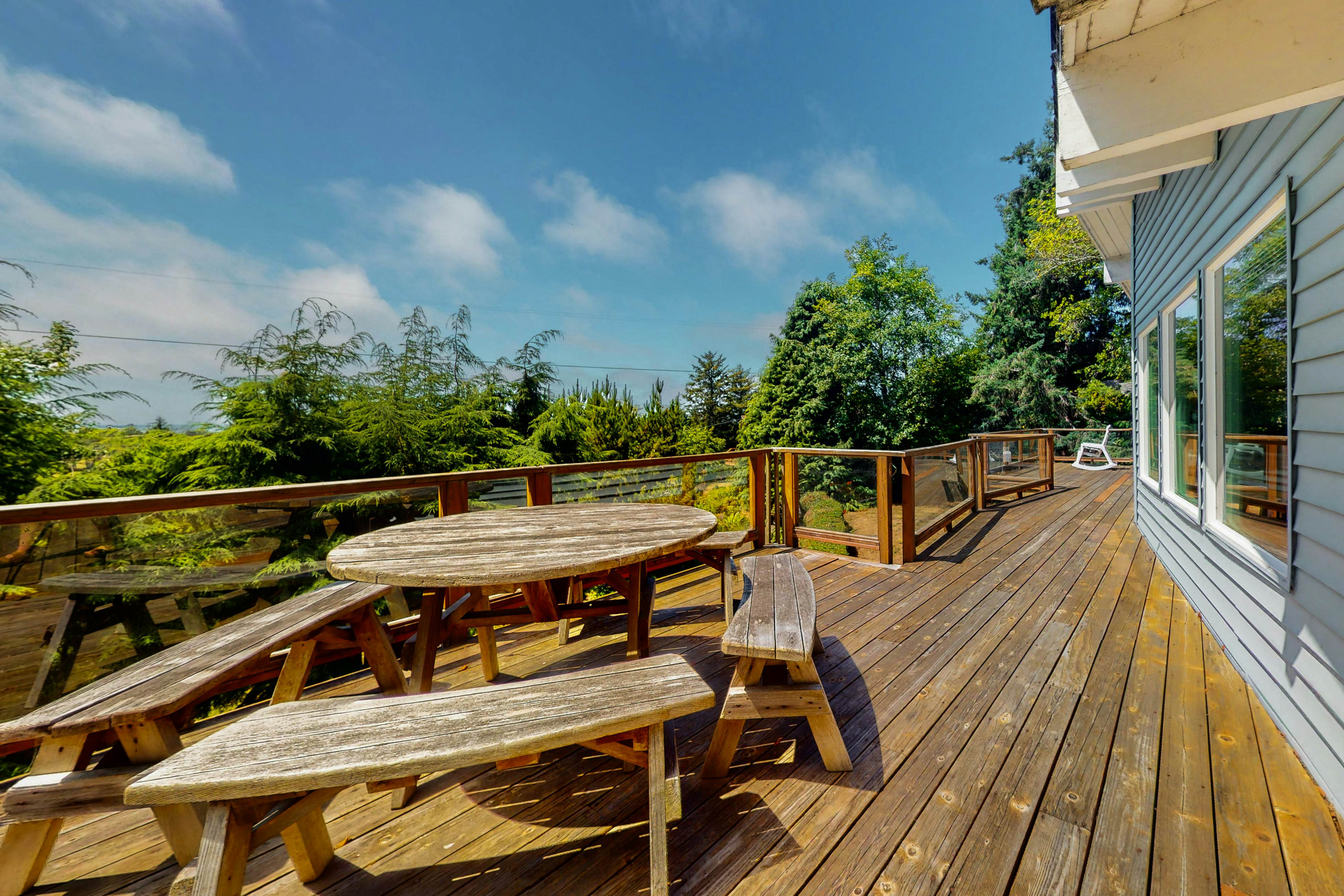 Family-Friendly Home with Hot Tub, Ocean View, and Entertainment - Near Beach