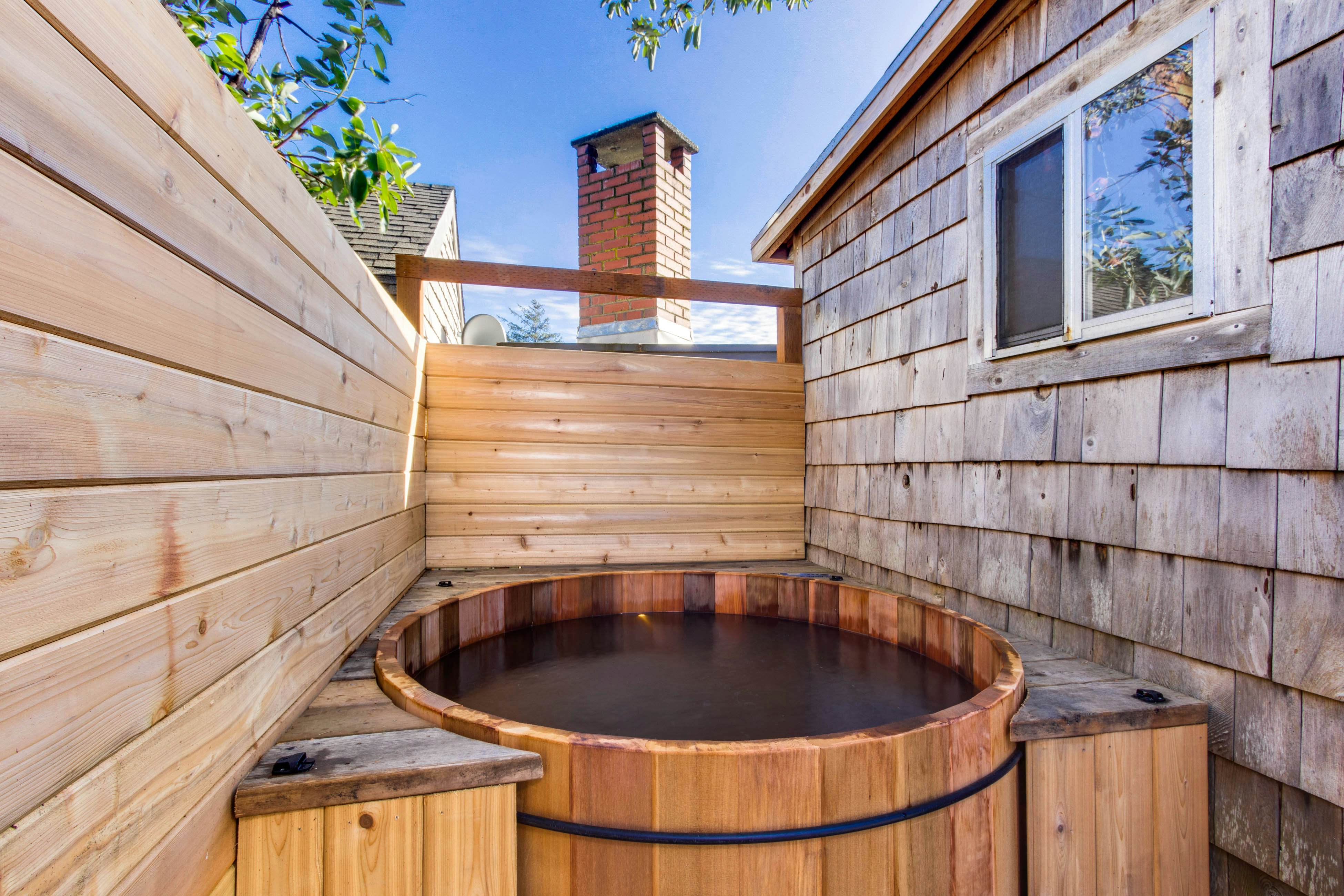 Quiet Coastal Cabin Home with Private Hot Tub - Less Than a Block From Beach