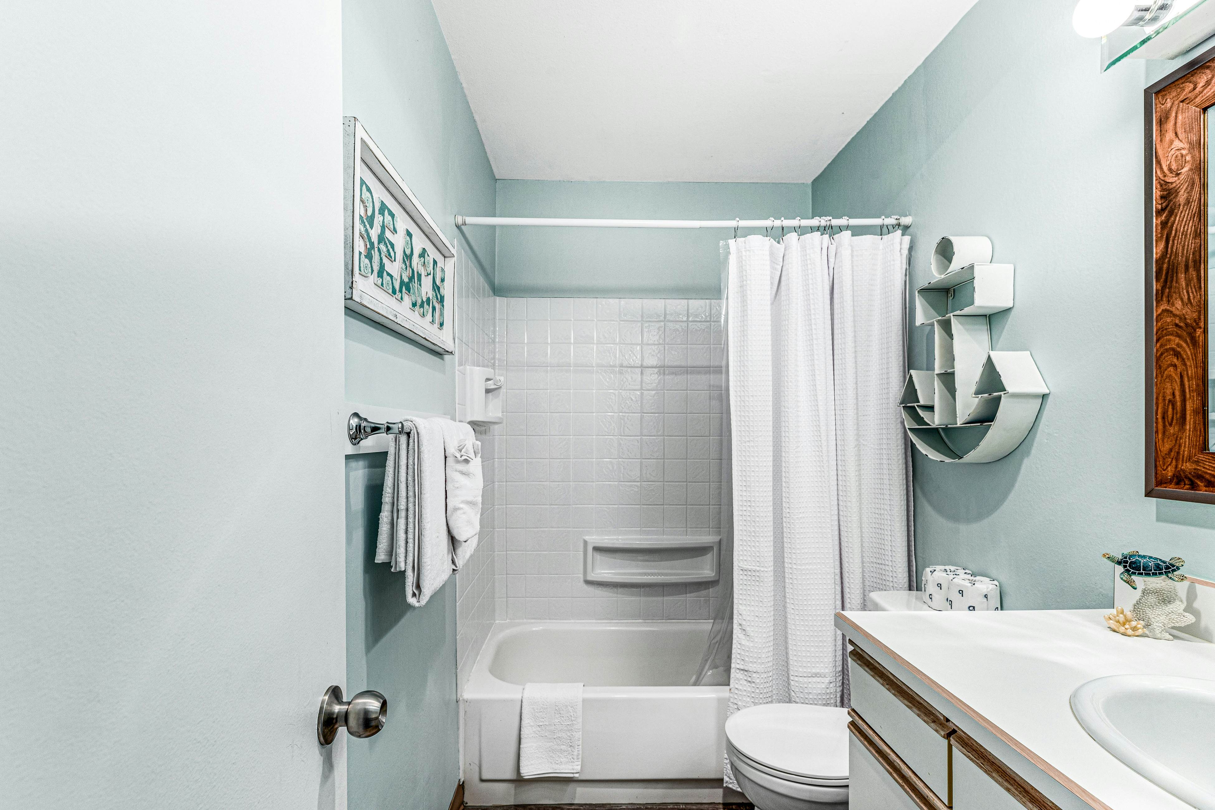 Oceanfront, 2nd-floor condo with river/ocean views, balcony & beach access