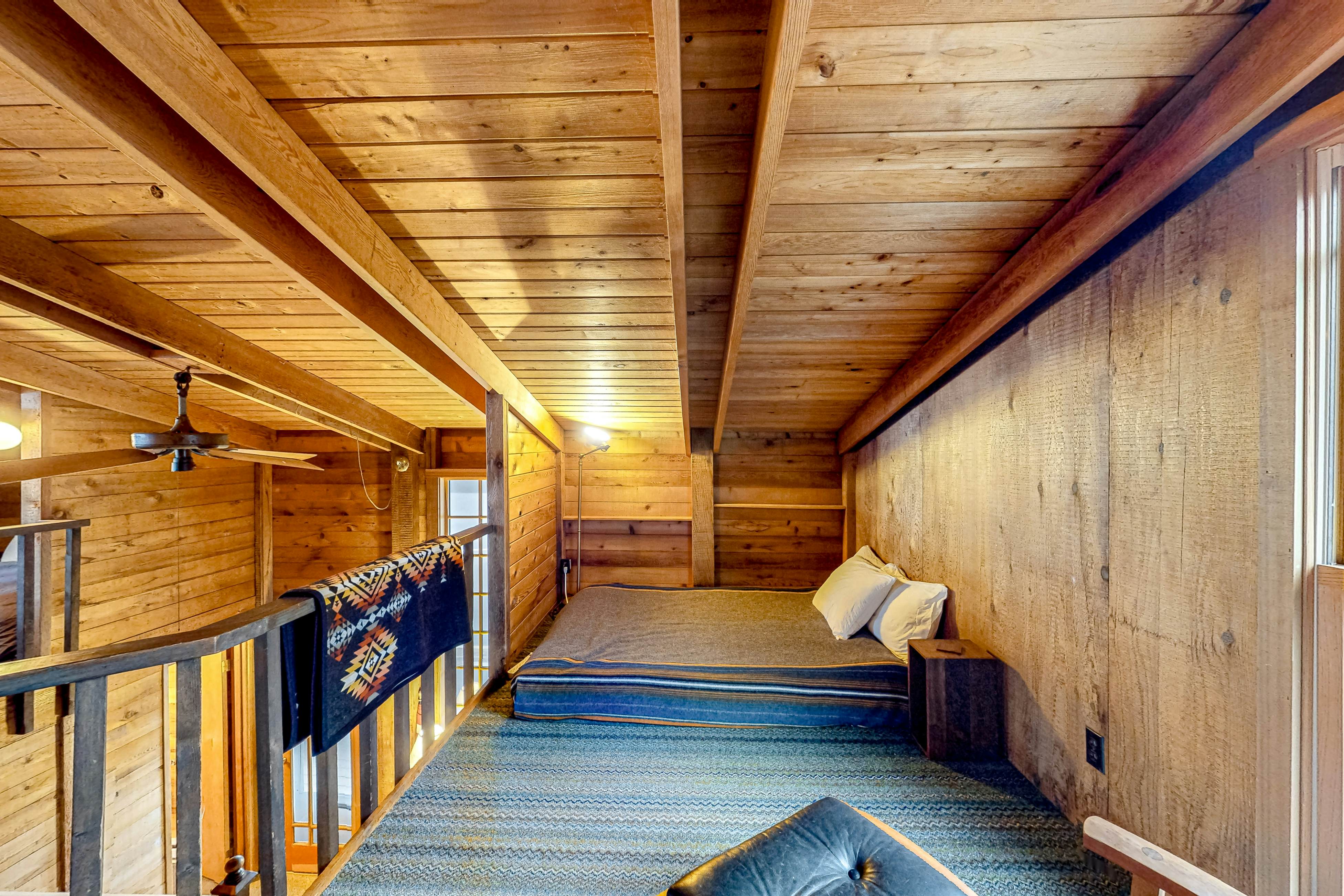 Dog friendly home with wetlands view deck fireplace outdoor shower