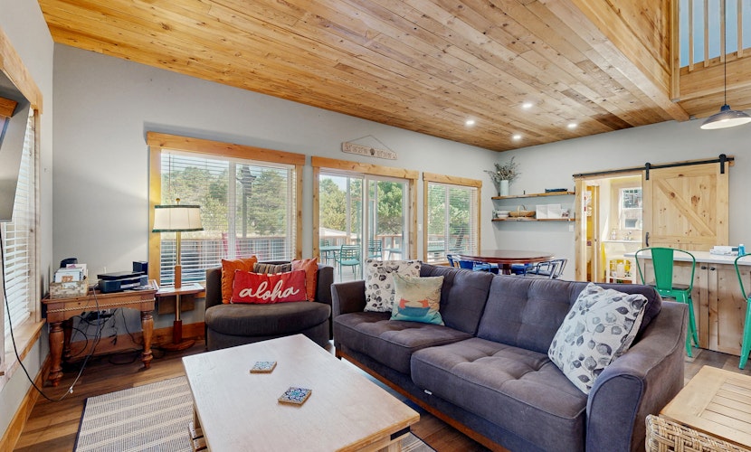 Newly constructed home with firepit and large deck walk to the beach and golf