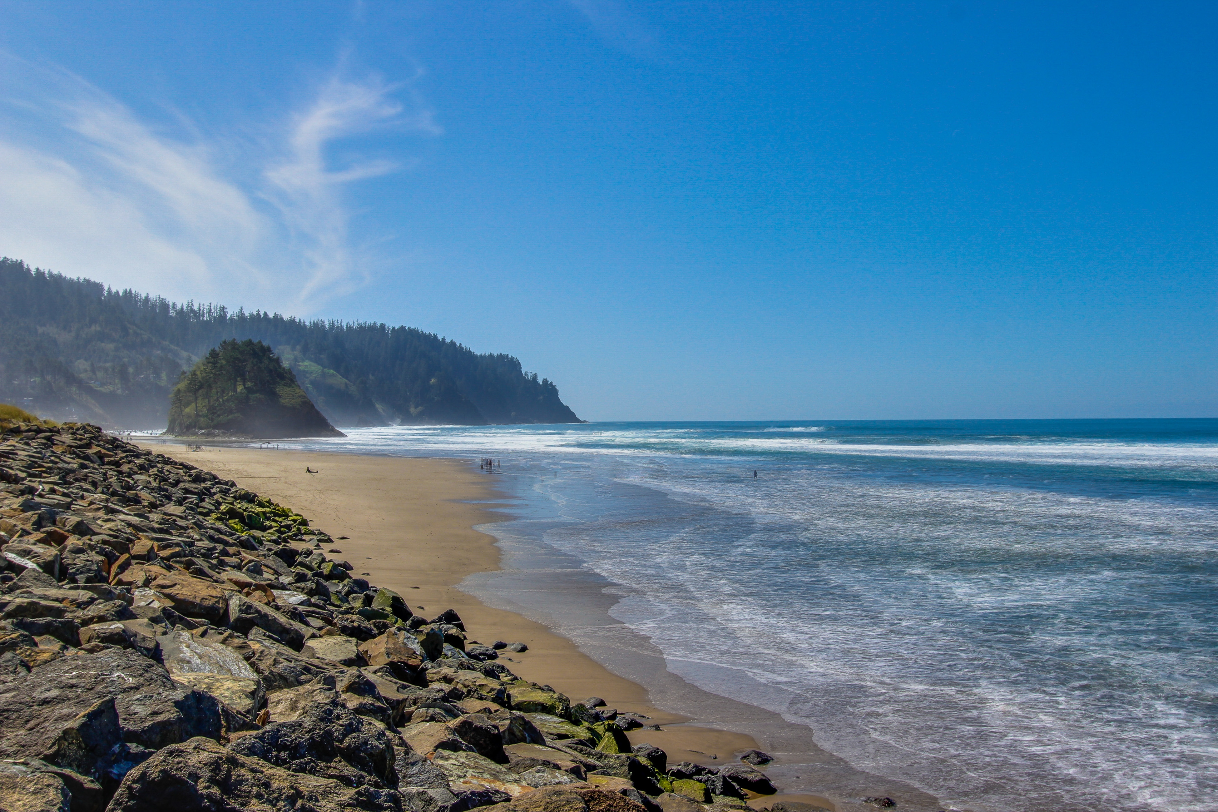 Beautiful ocean front condo with stunning views WiFi steps to beach