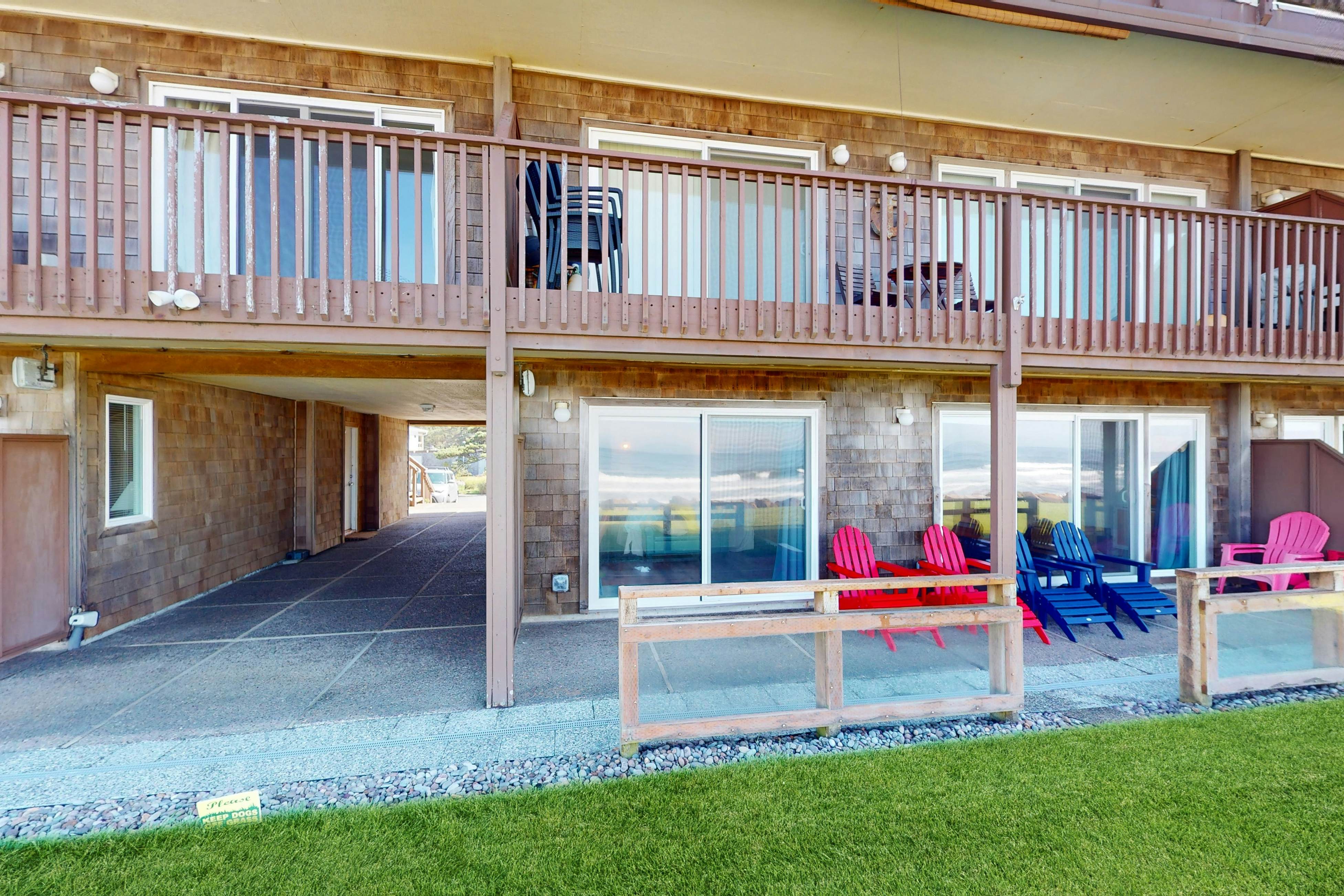 Beautiful ocean front condo with stunning views, WiFi, steps to beach