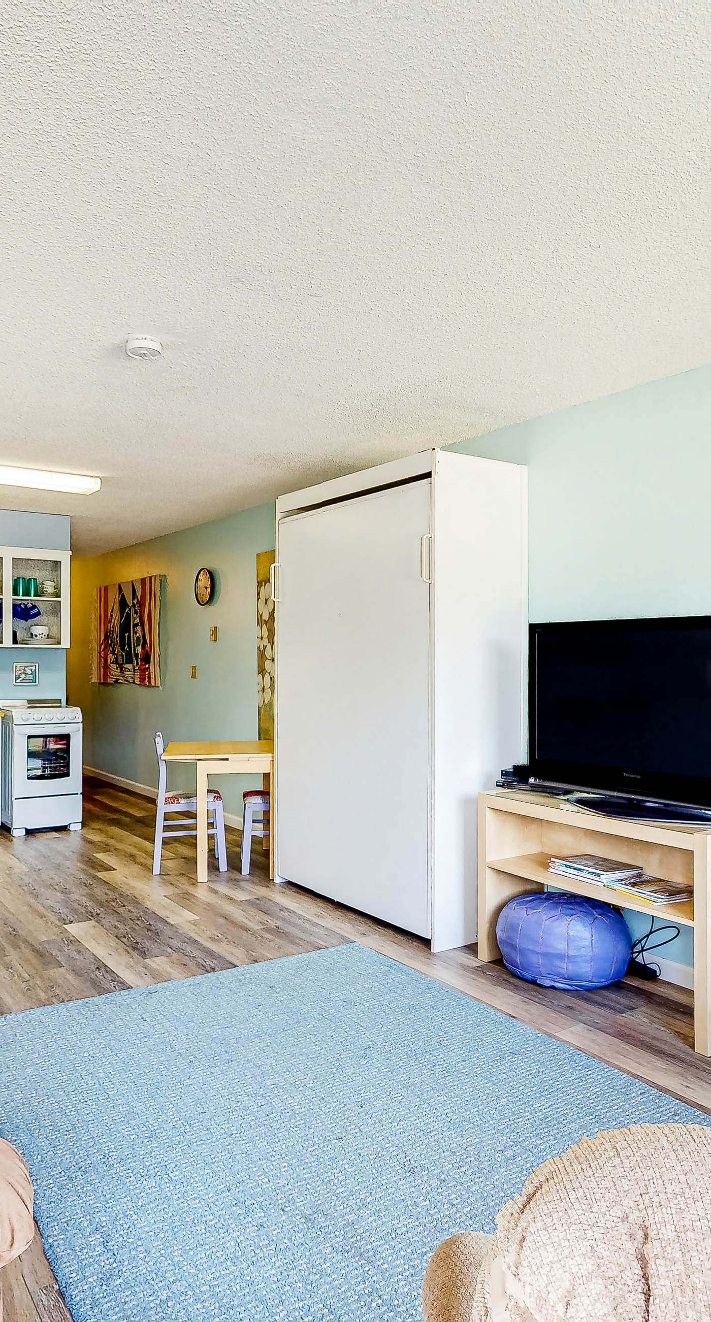 Proposal Rock Charmer Condo in Neskowin with creekside and ocean views