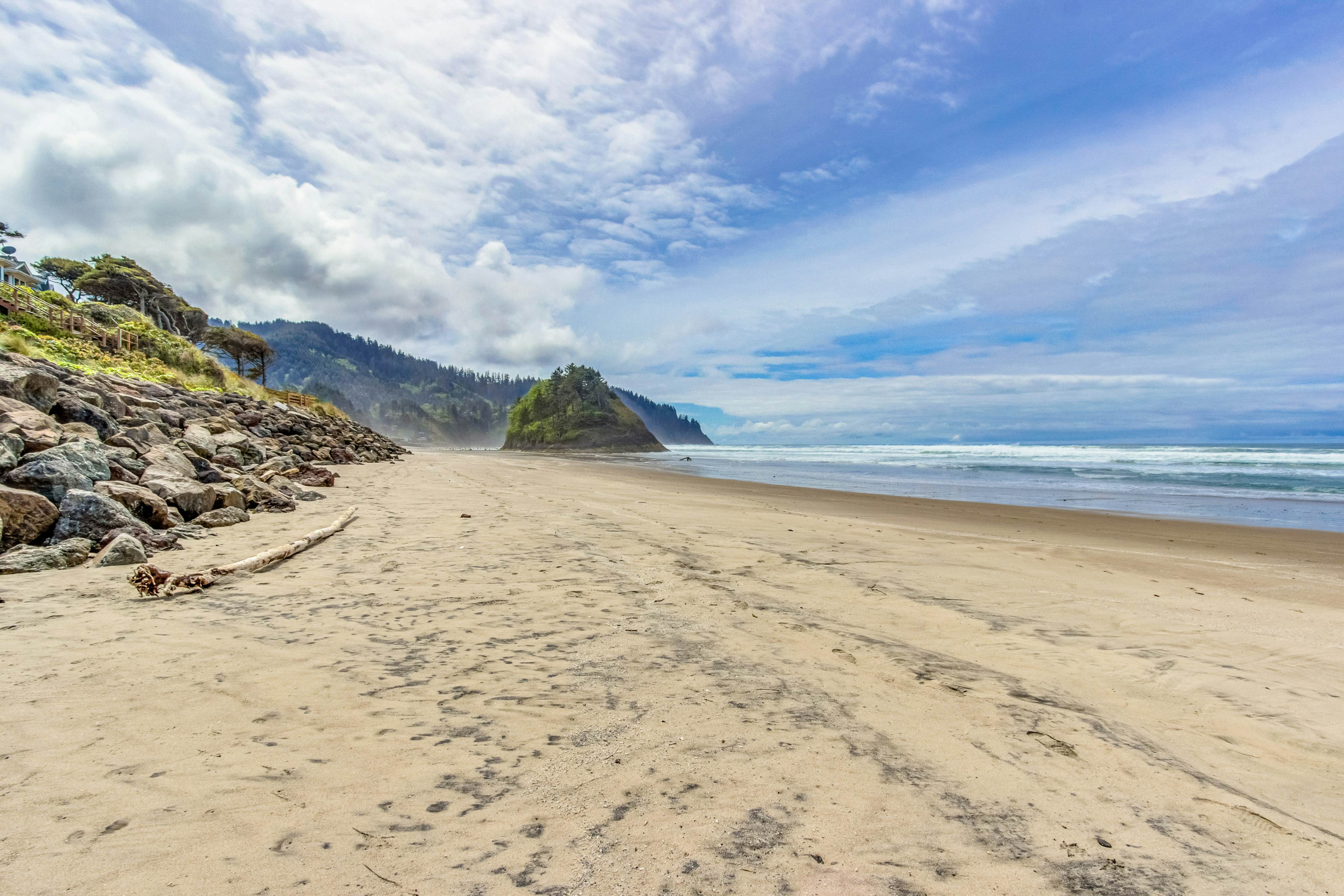 Proposal Rock Charmer  | Condo in Neskowin with creekside & ocean views