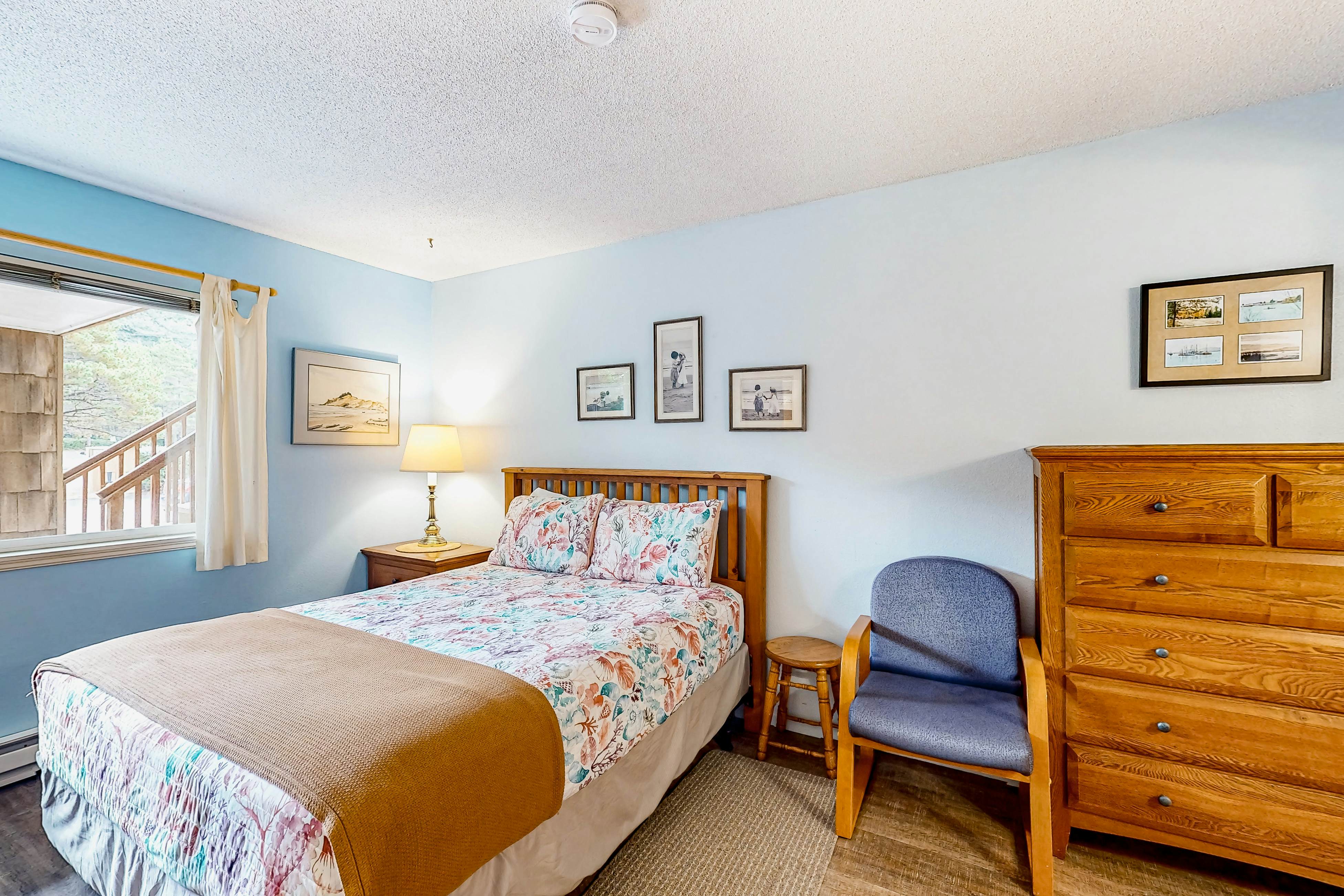 Dog-friendly, riverfront suite at oceanfront Proposal Rock Inn - steps to beach