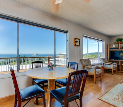Bright Home with Sweeping Ocean Views and Quiet Location Close to Town
