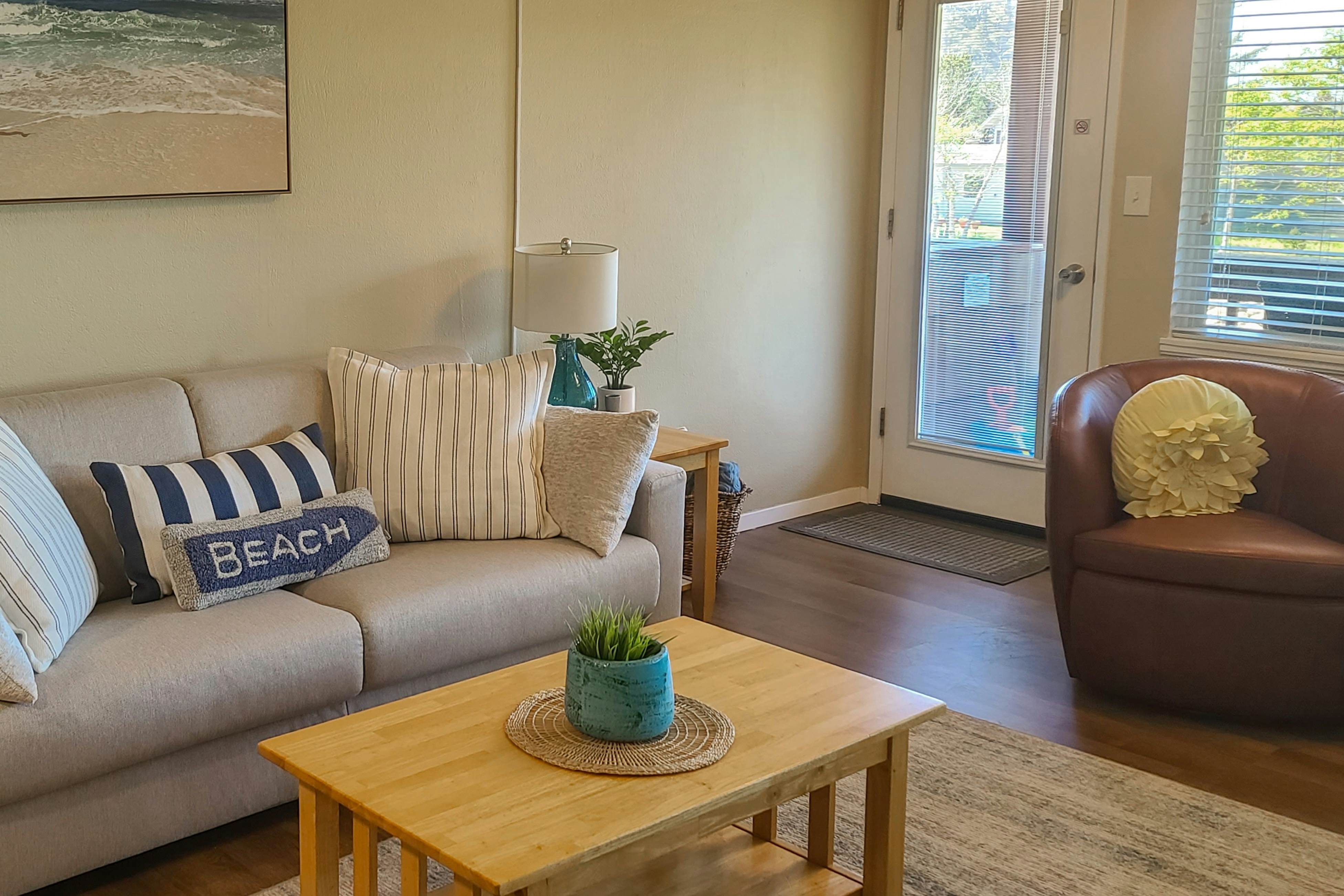 Dog friendly oceanfront condo with beach access and updated interior