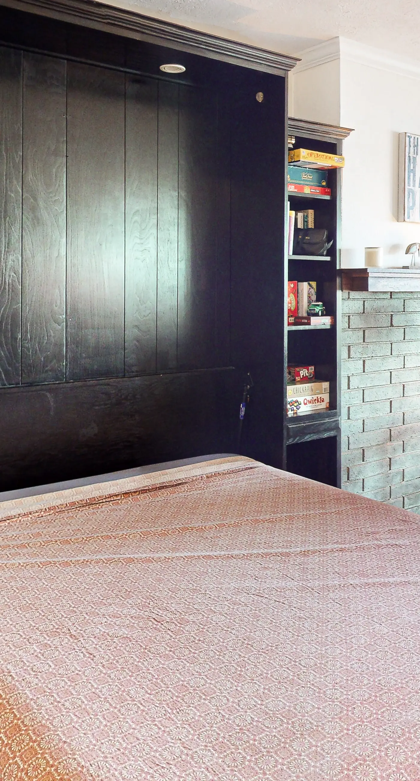 Oceanfront ground level condo with fireplace and updated kitchen dog friendly