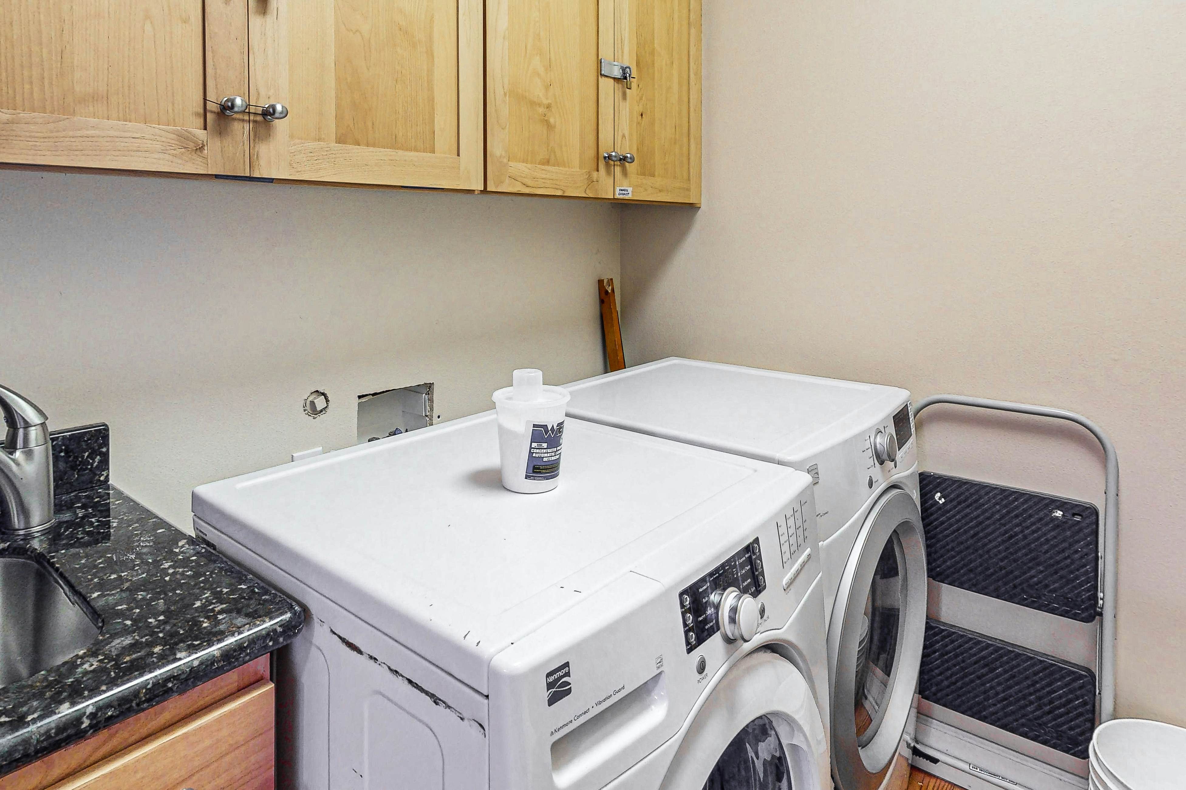 Gorgeous ocean view home with hot tub game room steps to beach