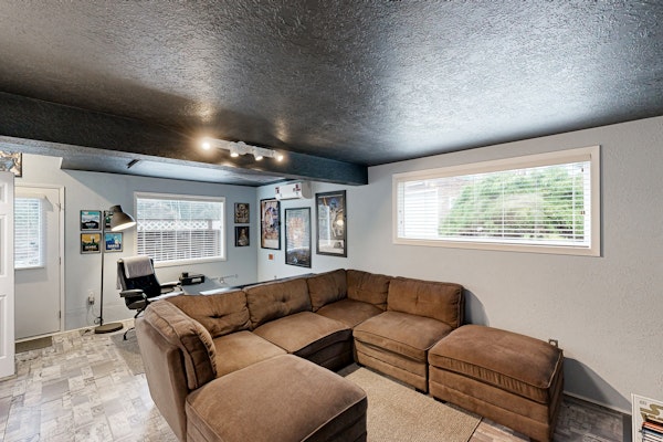 Dog Friendly Two Story Home near the Beach with Free WiFi Gas Grill and Firepit