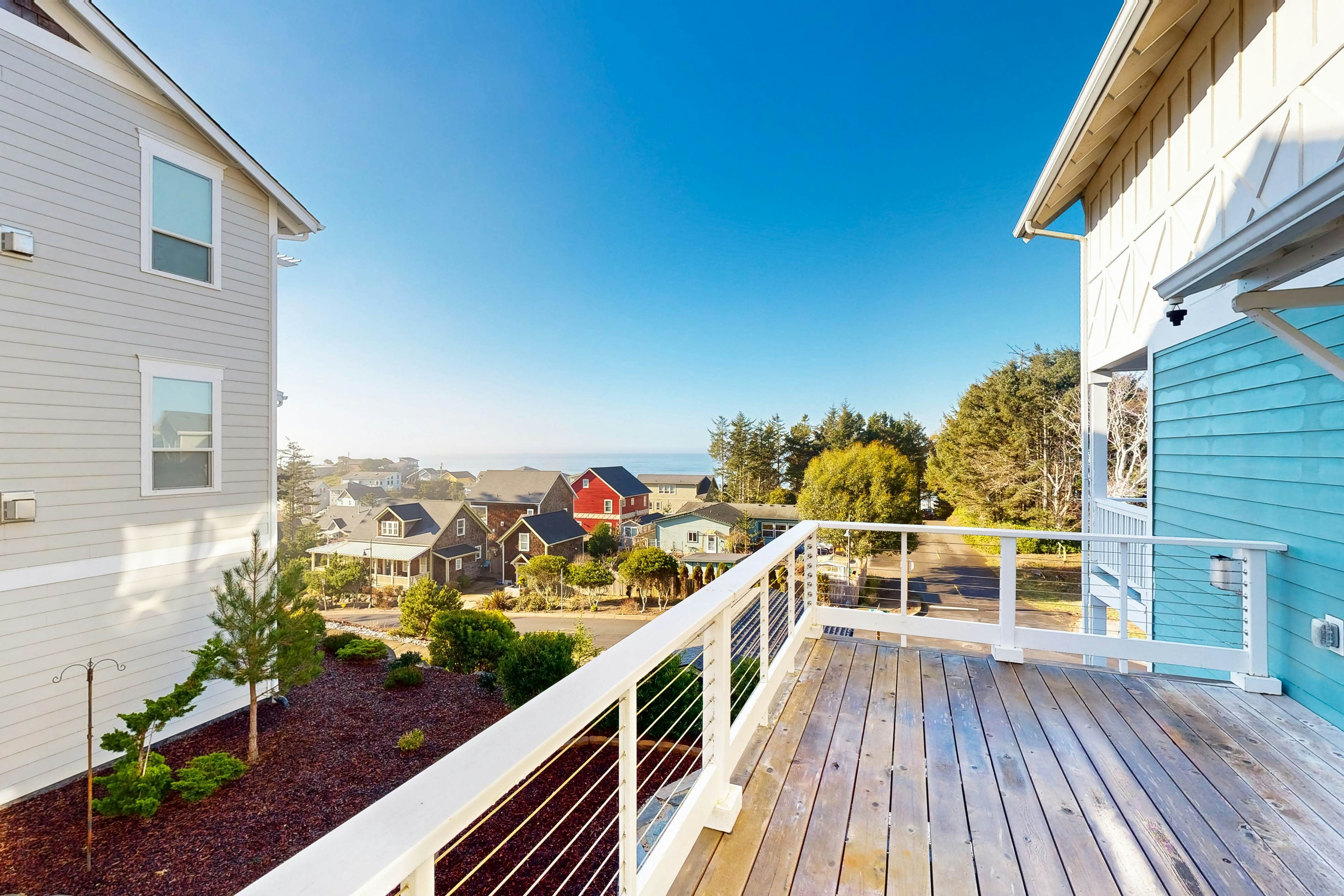 Beautiful family-friendly home with private hot tub, walk to beach, shared pool