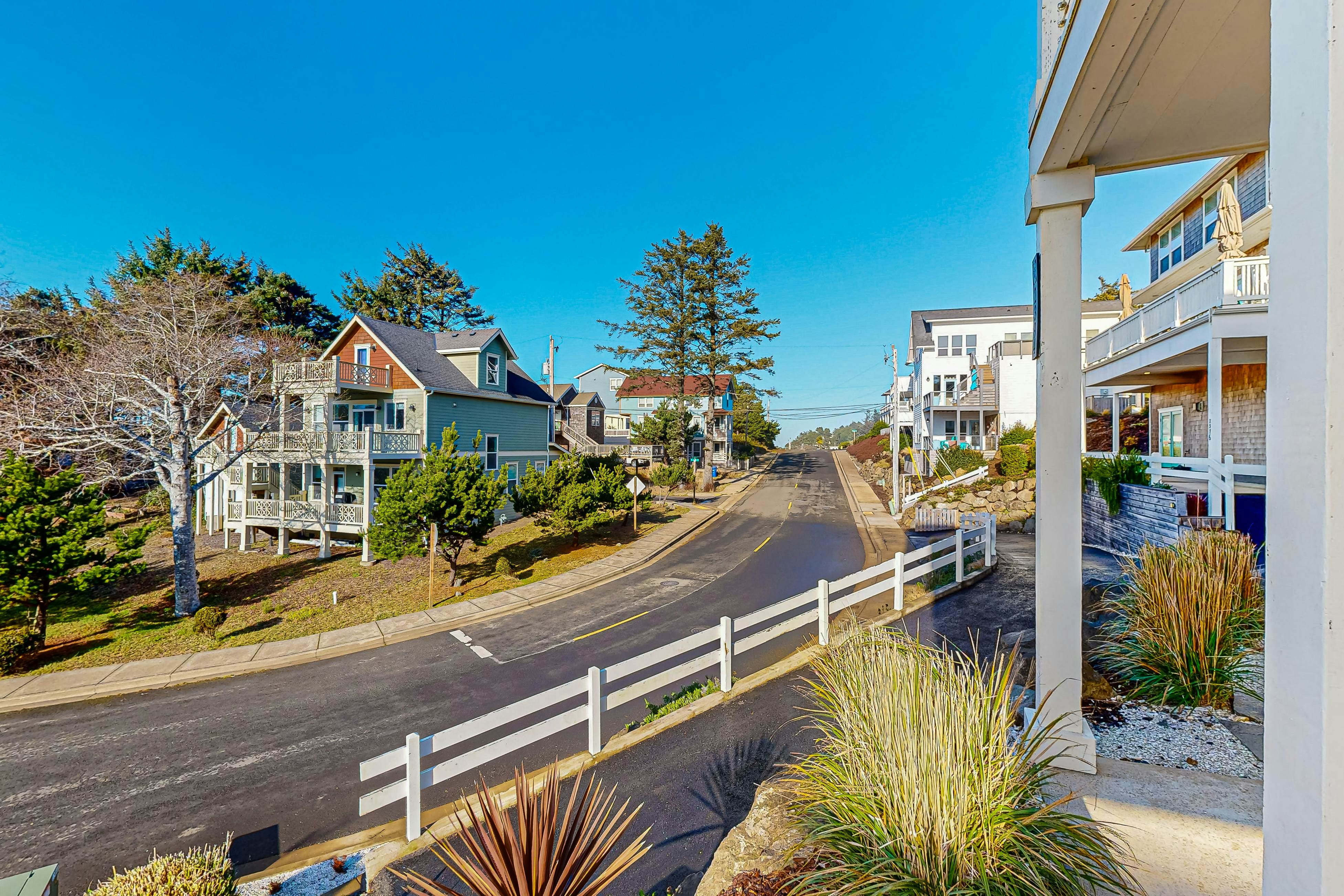 Beautiful family-friendly home with private hot tub, walk to beach, shared pool