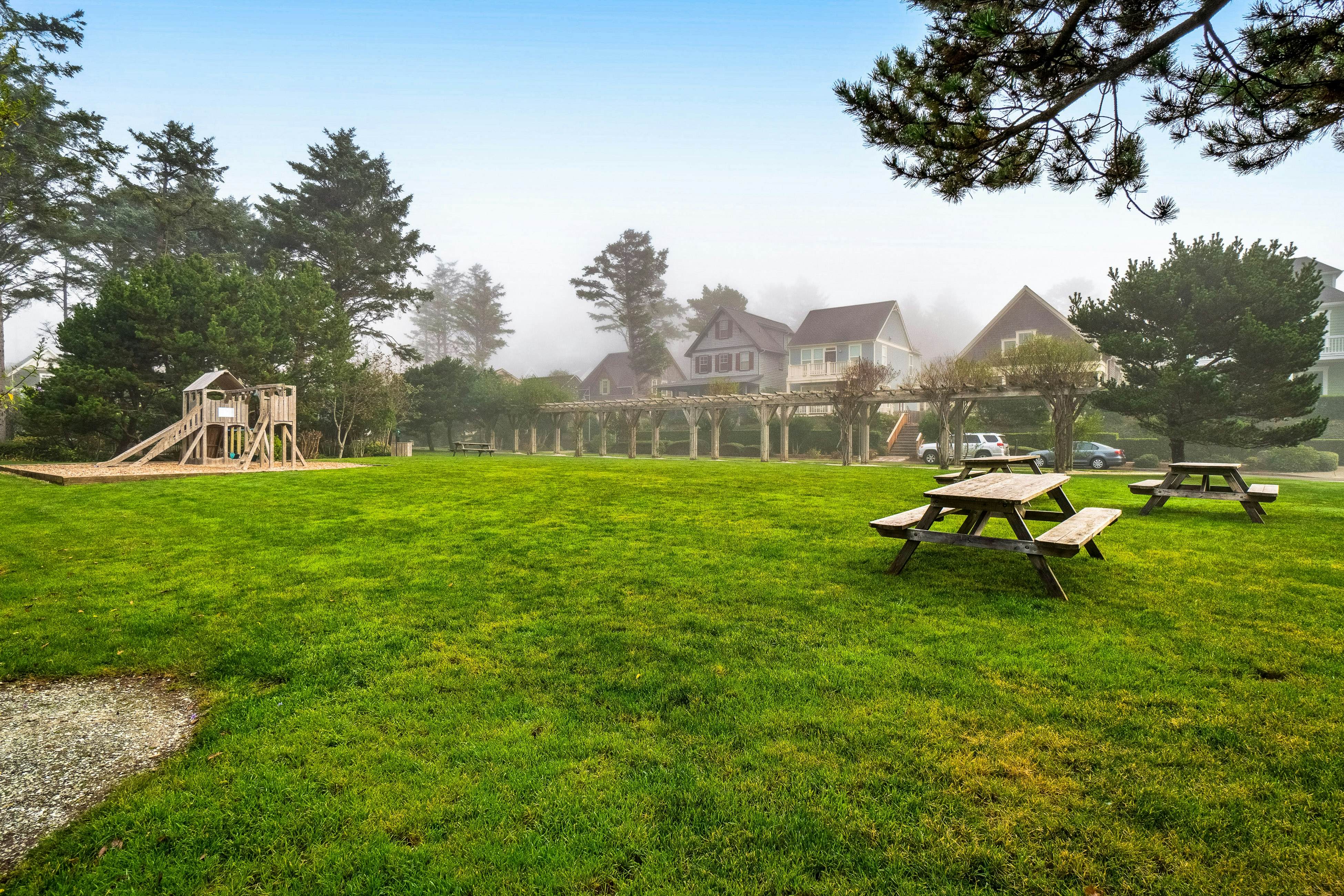 Beautiful family-friendly home with private hot tub, walk to beach, shared pool