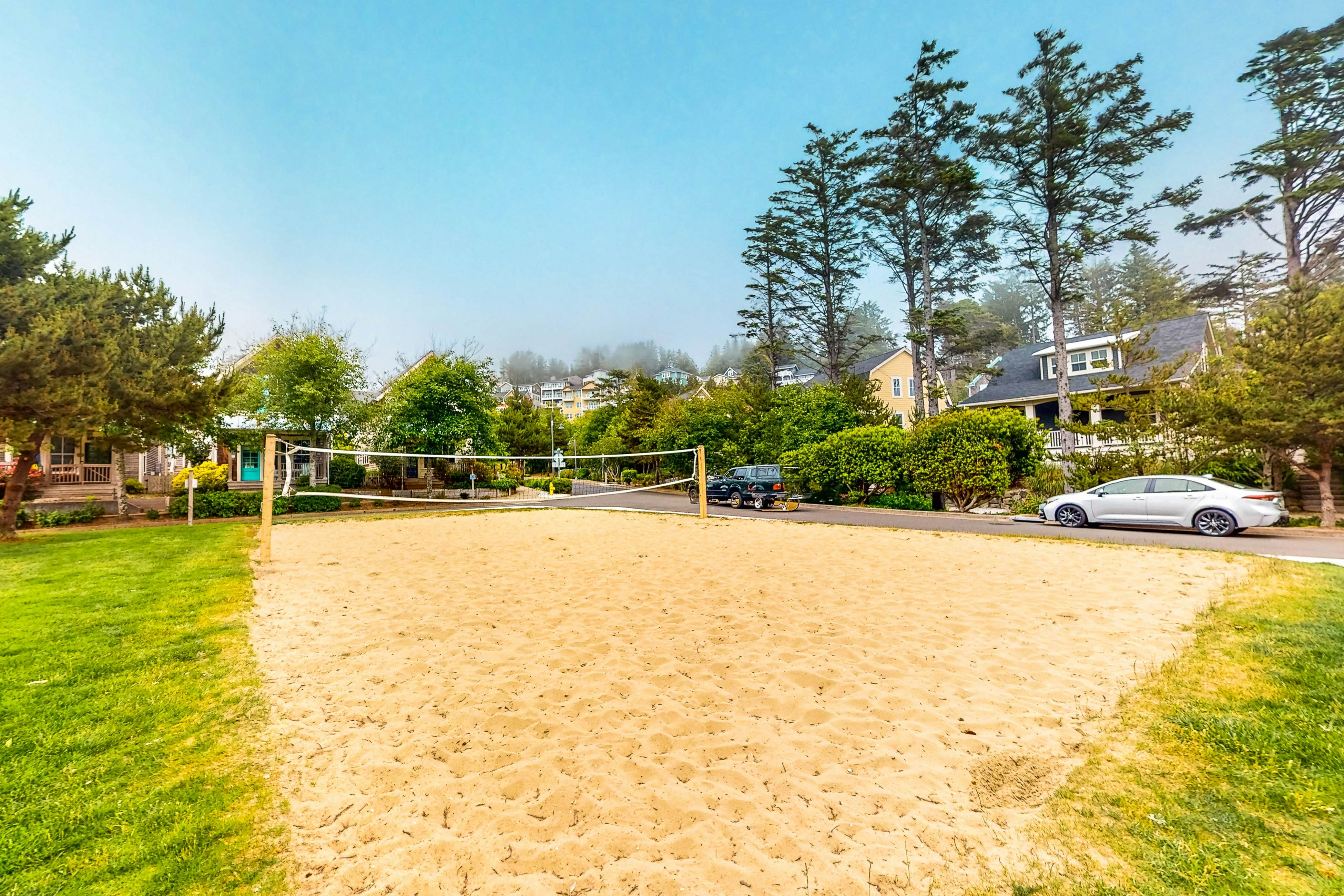 Beautiful family-friendly home with private hot tub, walk to beach, shared pool