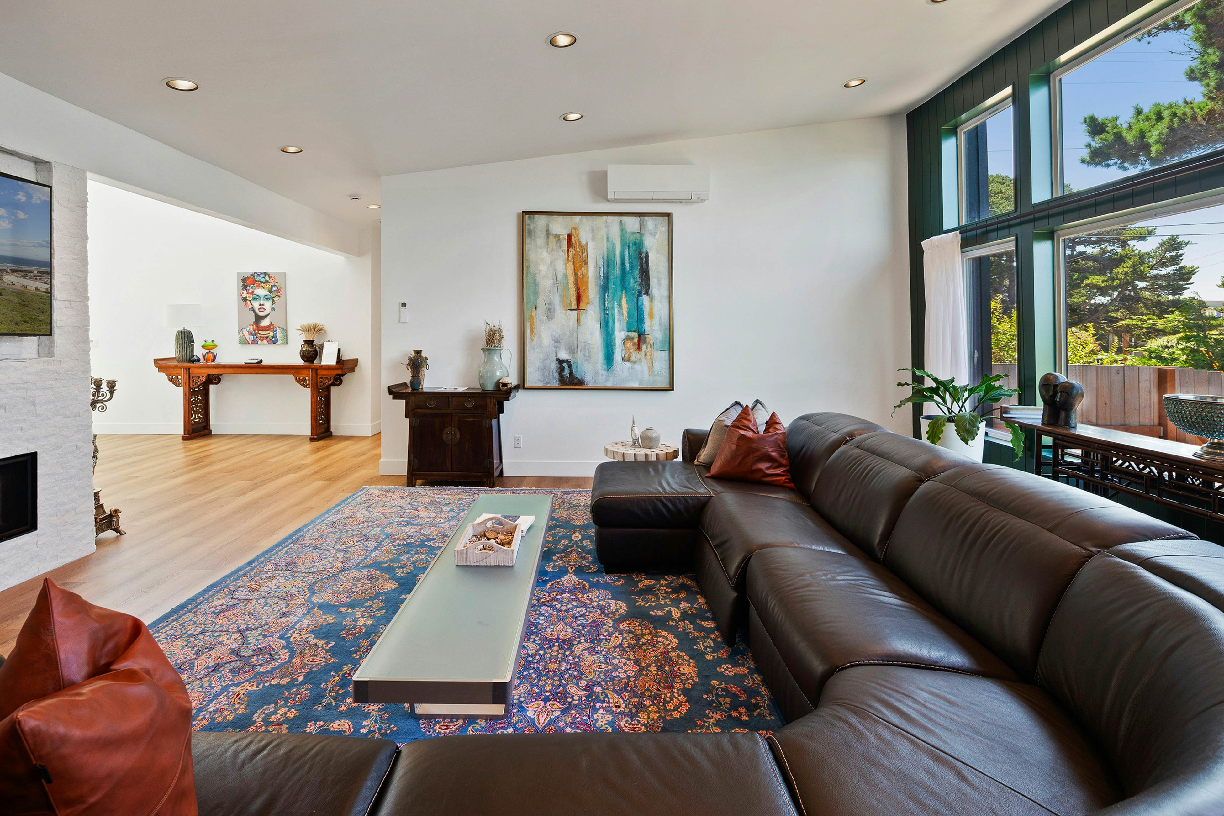 Spacious home with ocean view, enclosed yard, fireplace, hut tub, washer & dryer