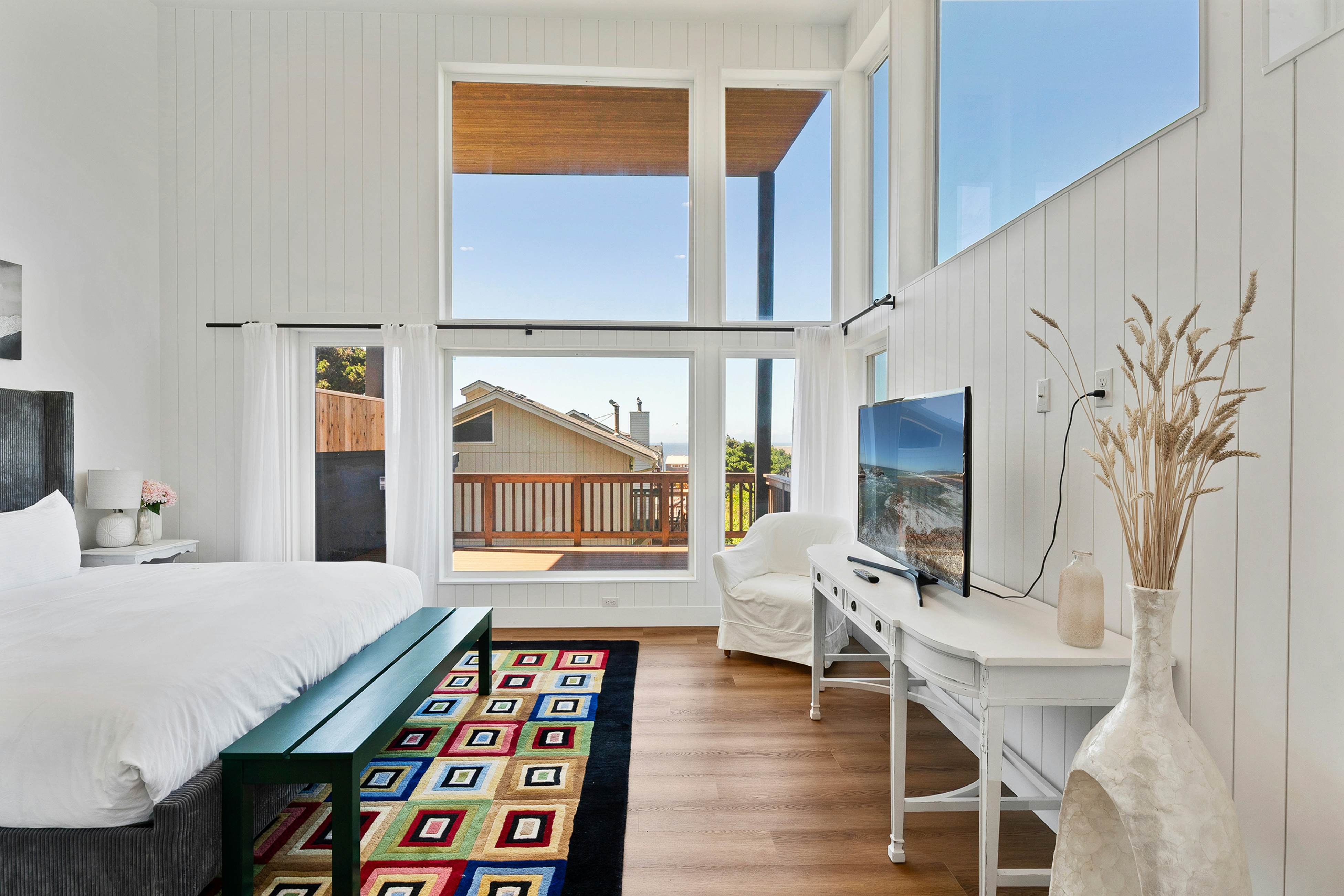 Spacious home with ocean view, enclosed yard, fireplace, hut tub, washer & dryer