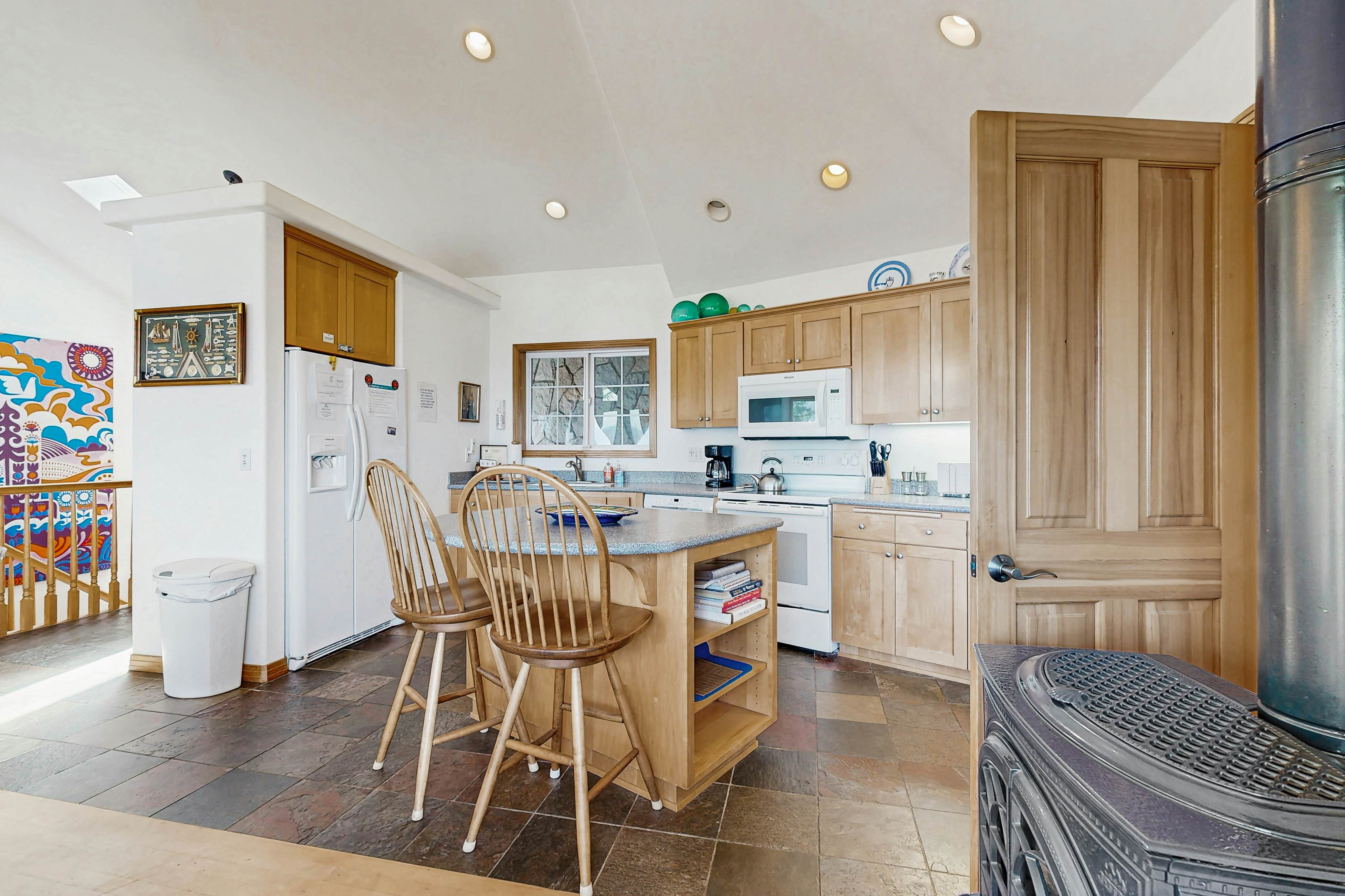 Dog-Friendly Home with Private Hot Tub and Views of Proposal Rock and the Ocean