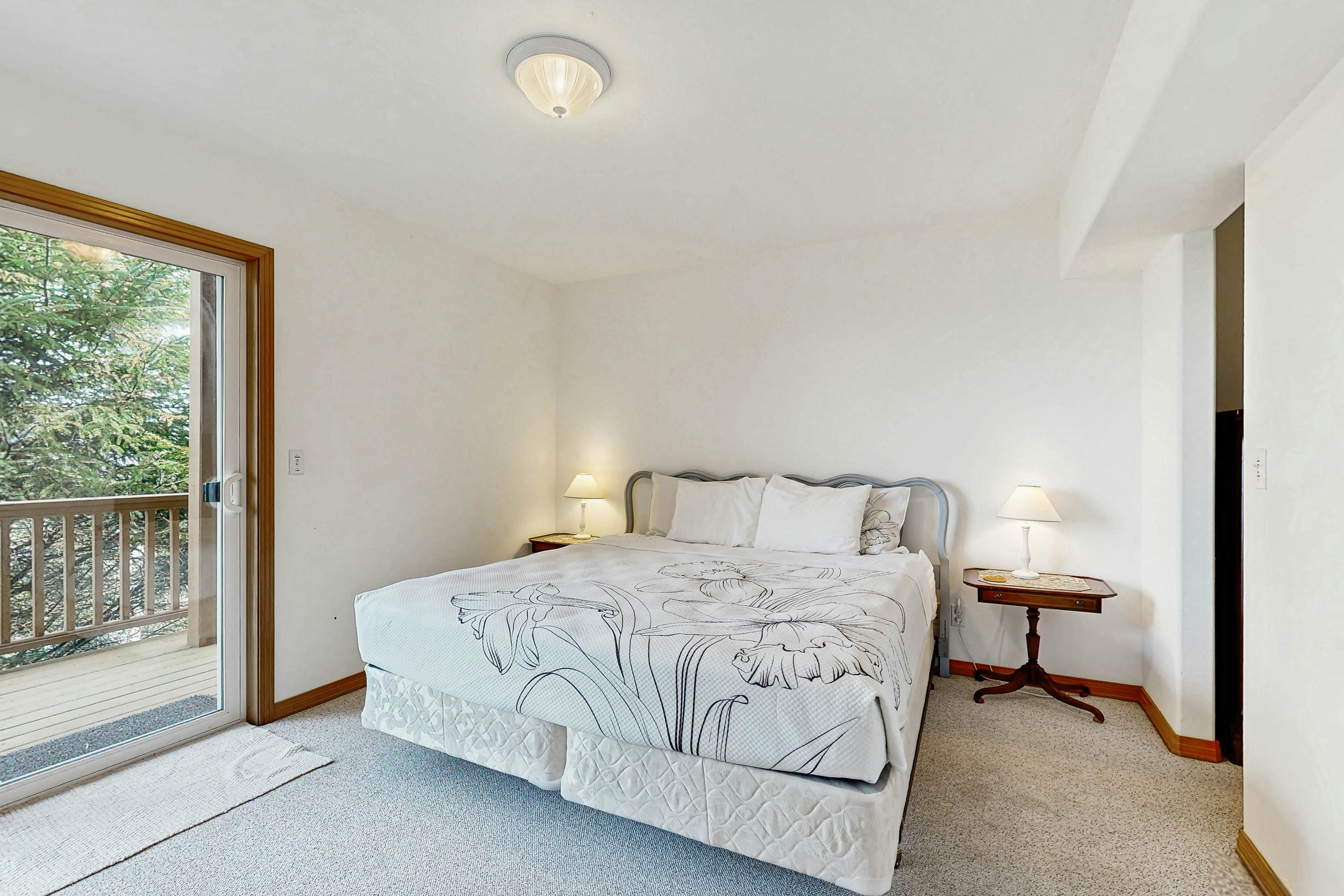 Dog-Friendly Home with Private Hot Tub and Views of Proposal Rock and the Ocean