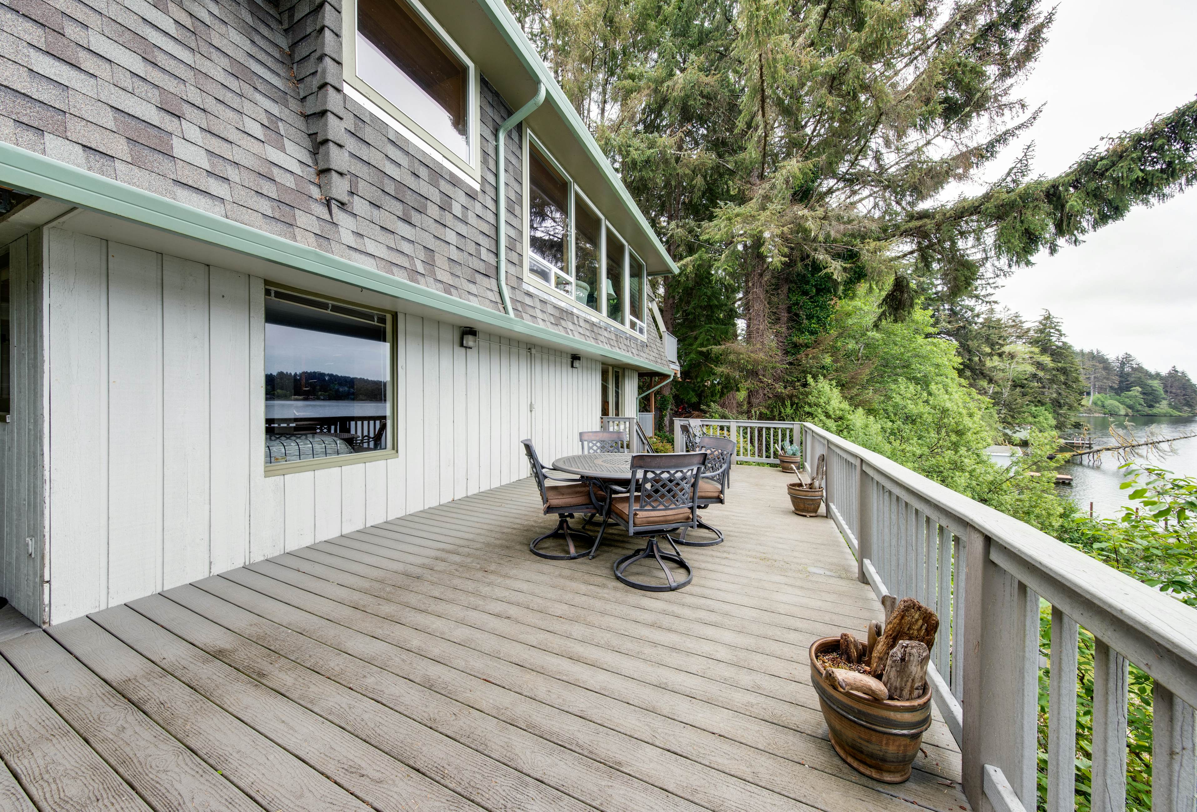 Lakefront house w/ private dock, firepit, and sunset views