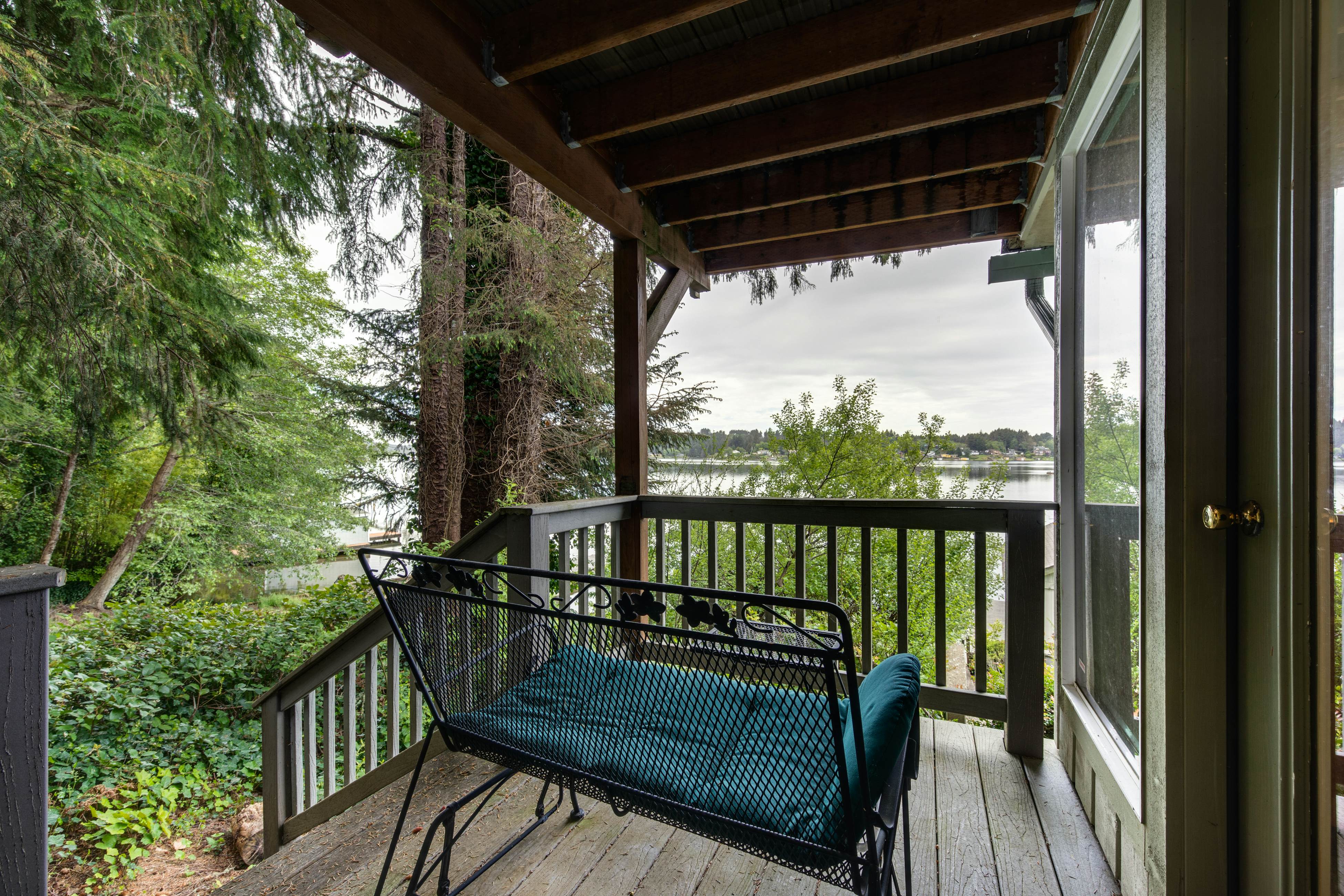 Lakefront house w/ private dock, firepit, and sunset views