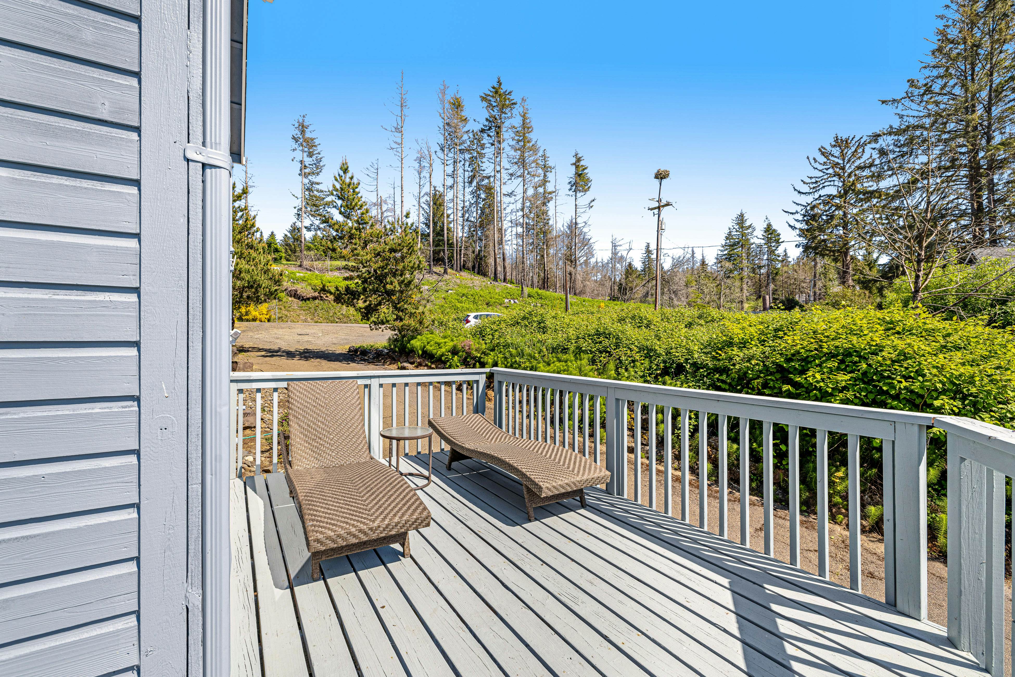 Charming Lakefront Home with Private Hot Tub, Dock, and High-Speed WiFi