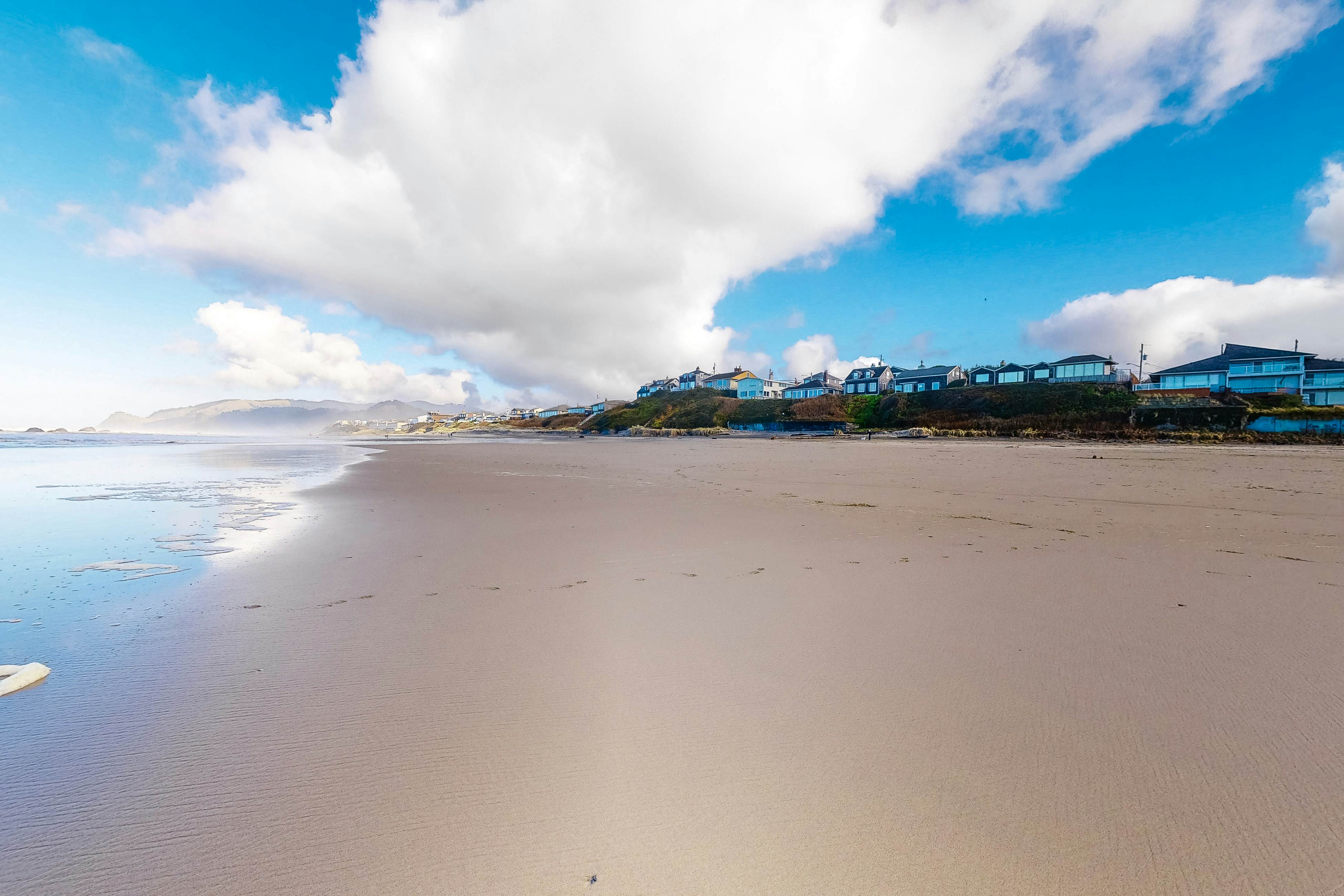 Charming Lakefront Home with Private Hot Tub, Dock, and High-Speed WiFi