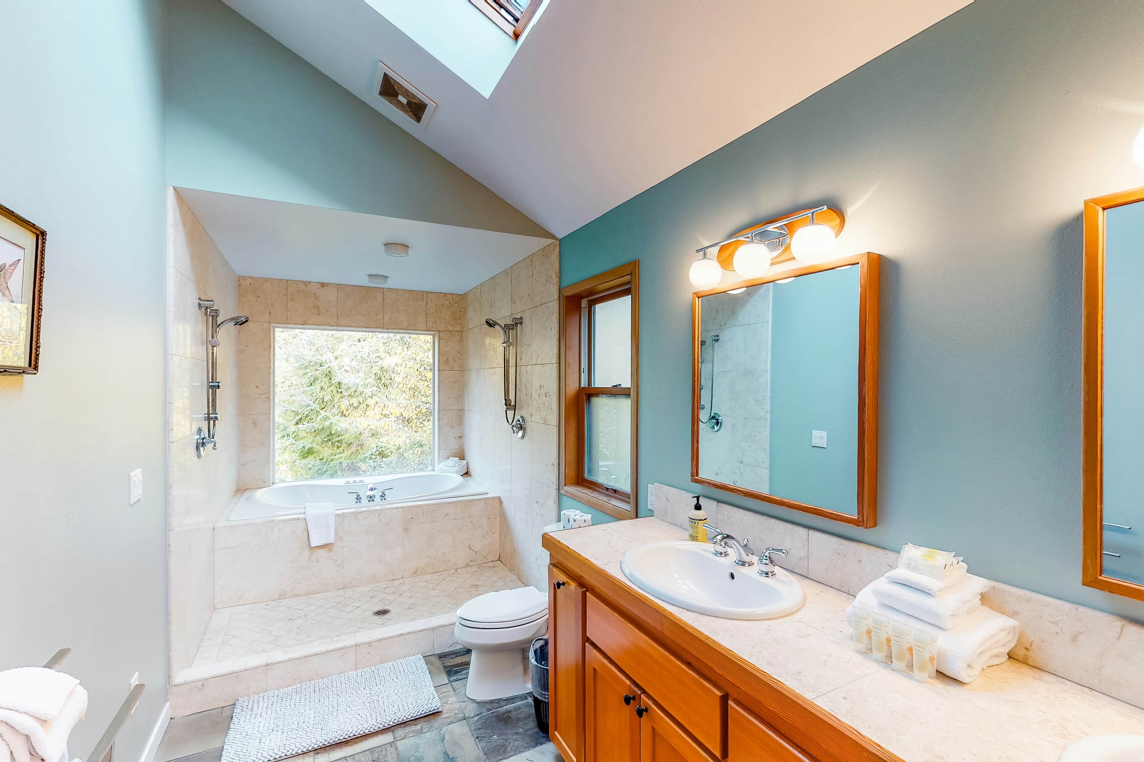 Luxury Riverfront Home with Several Acres Hot Tub and Swimming Holes Dogs OK