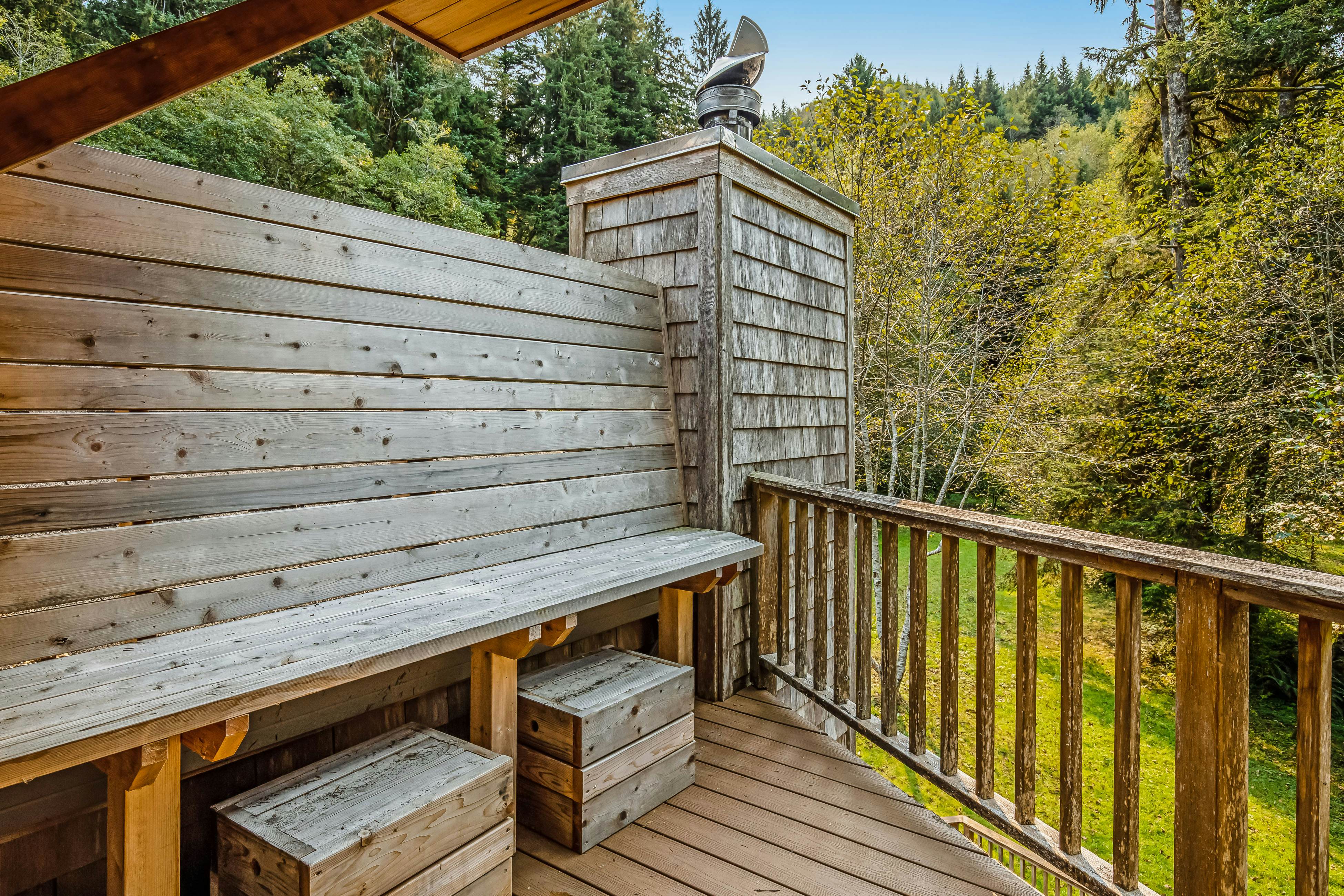 Luxury Riverfront Home with Several Acres Hot Tub and Swimming Holes Dogs OK