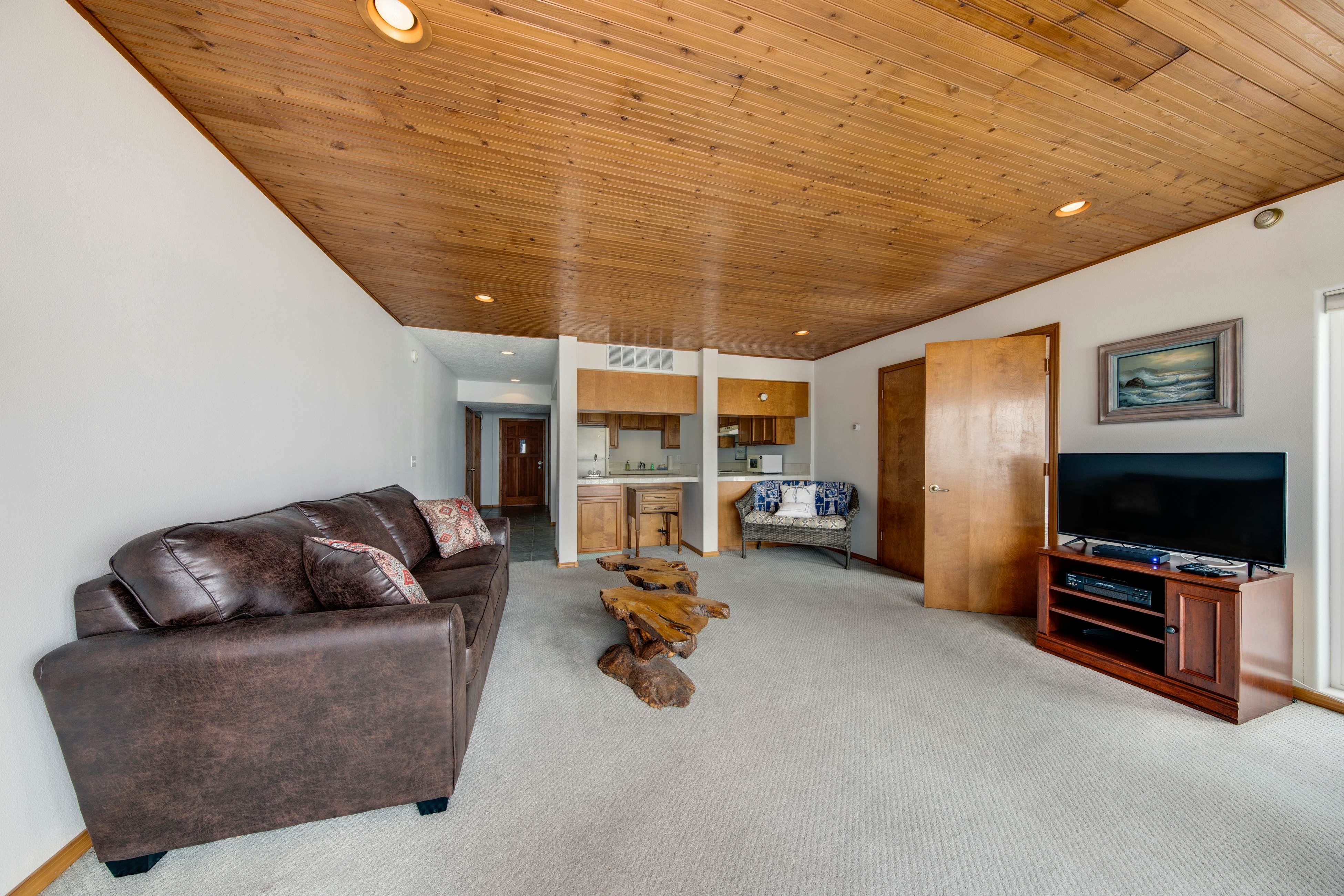 Dog Friendly Oceanfront House with Stunning Views Multi Level Deck and Fireplace