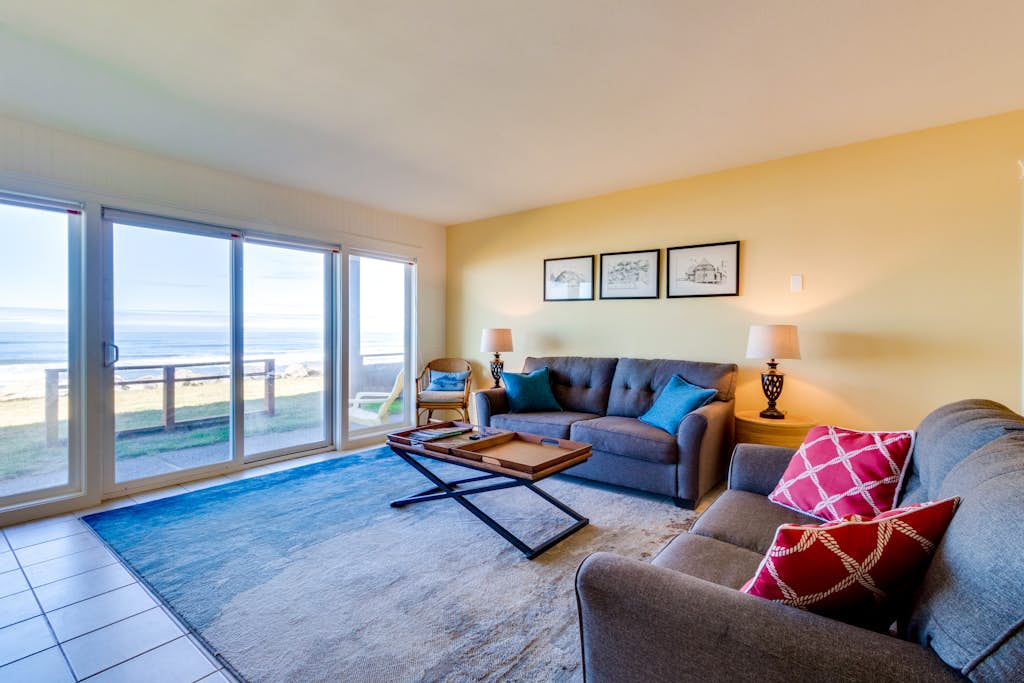 Oceanfront Condo with Sweeping Views and Beach Access