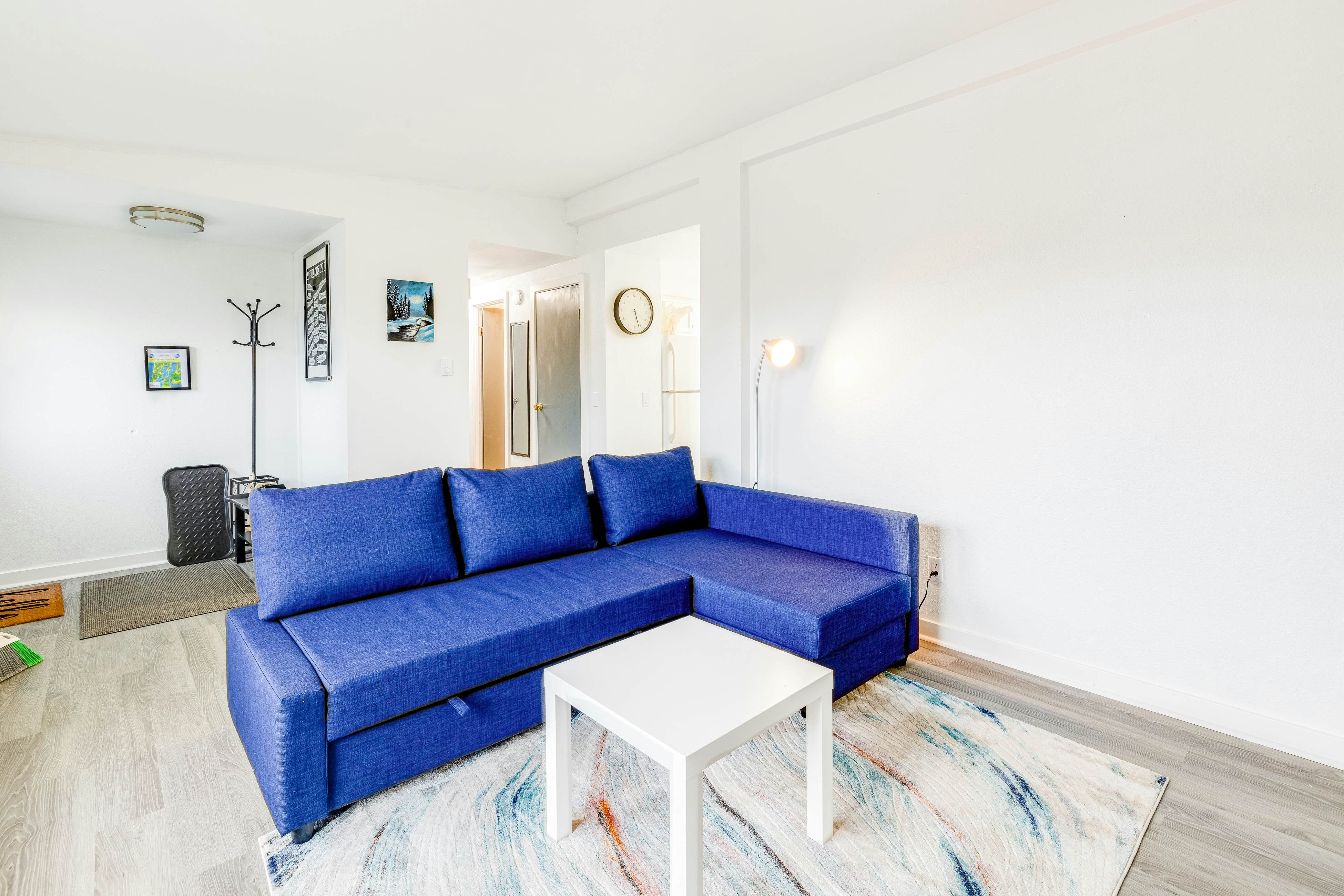 Ocean-view home with pool table & fast WiFi - steps to beach, shops & eateries