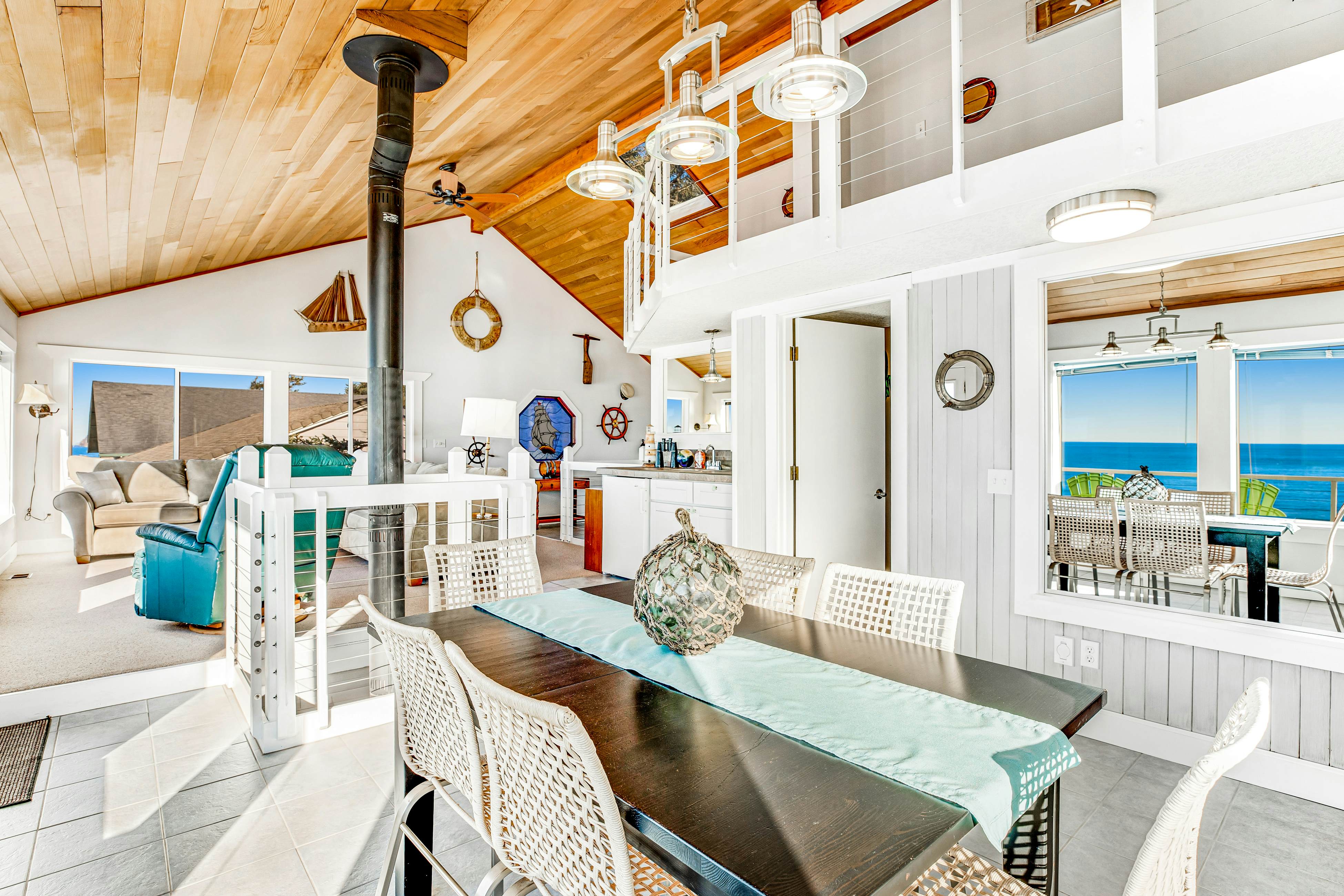 Dog-friendly oceanfront home with views, fireplace, hot tub & washer/dryer