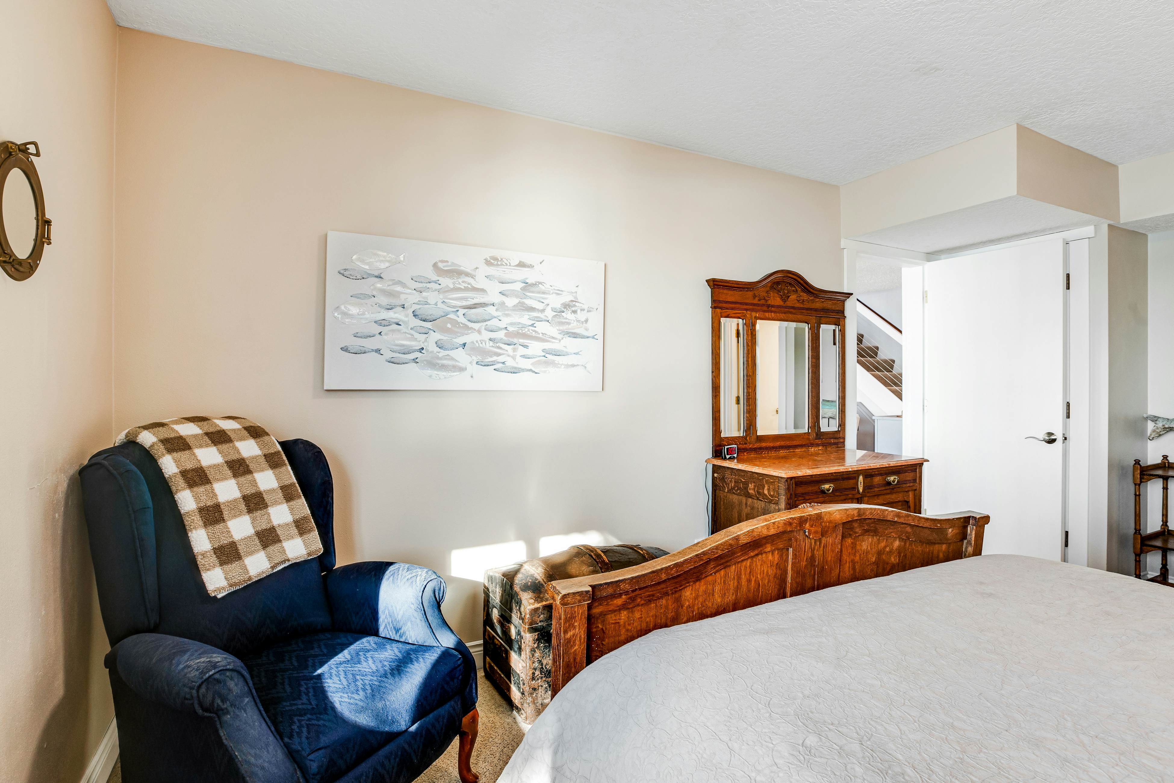 Dog-friendly oceanfront home with views, fireplace, hot tub & washer/dryer