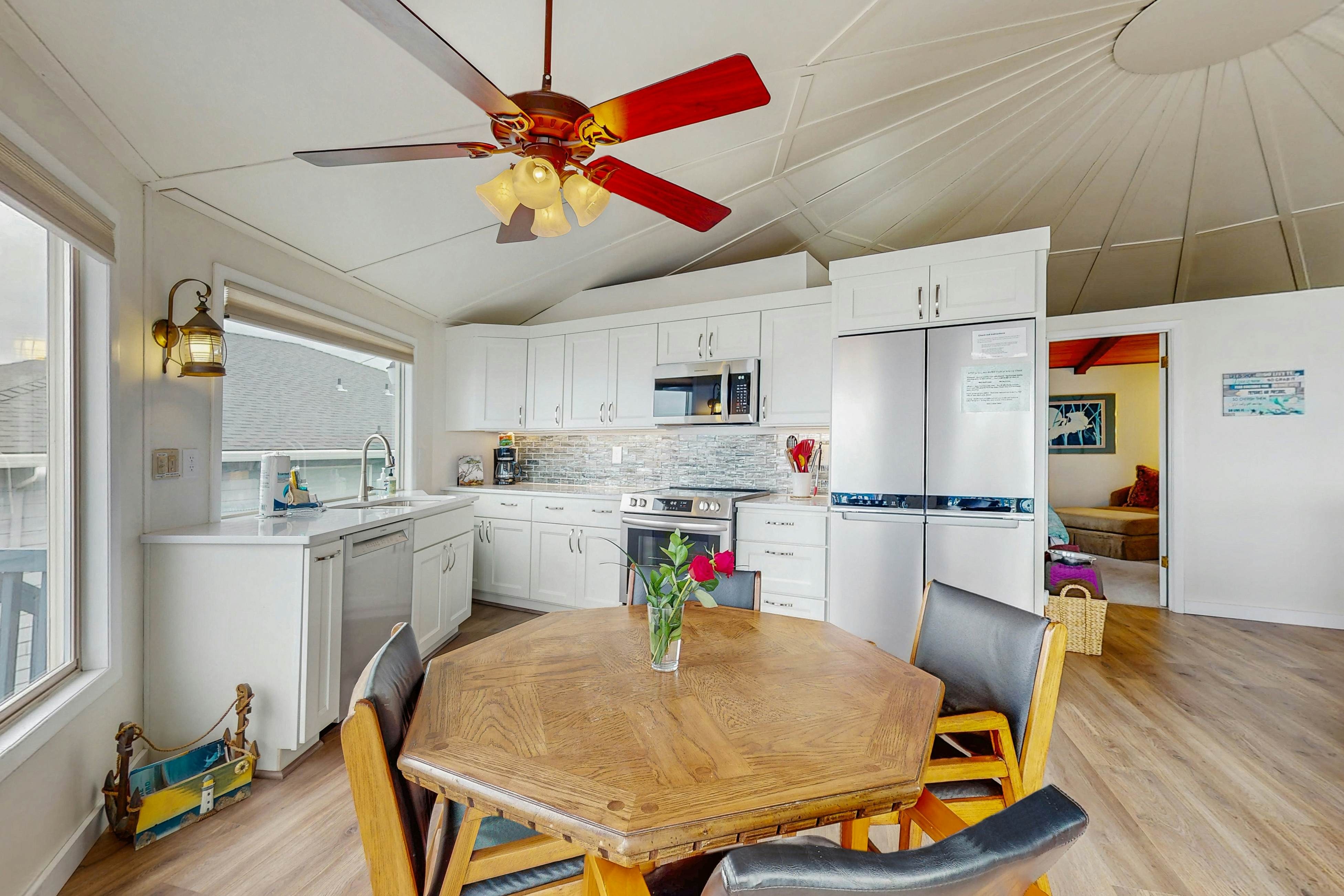 Dog-friendly, oceanfront home with private hot tub, sauna & incredible view