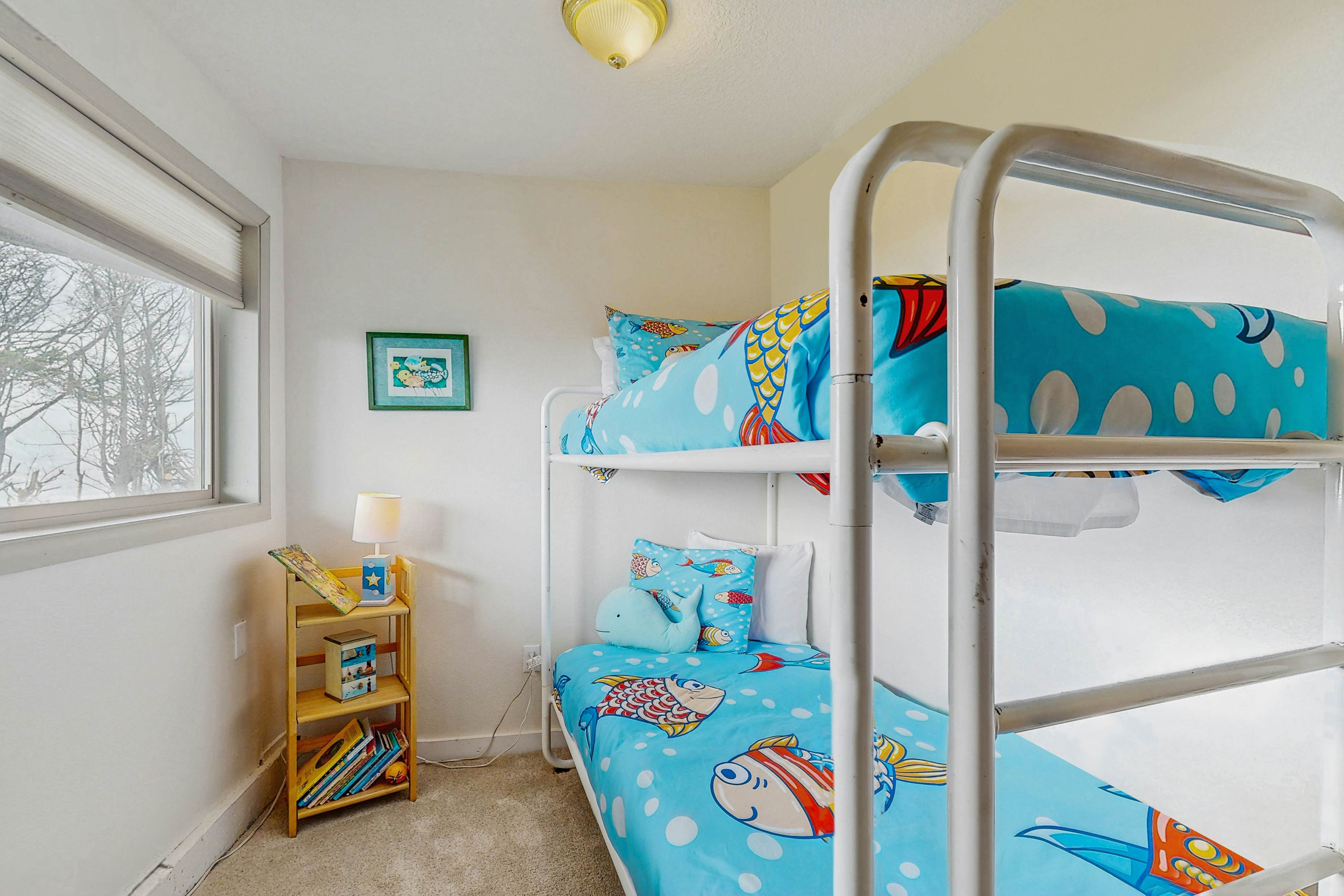 Dog-friendly, oceanfront home with private hot tub, sauna & incredible view