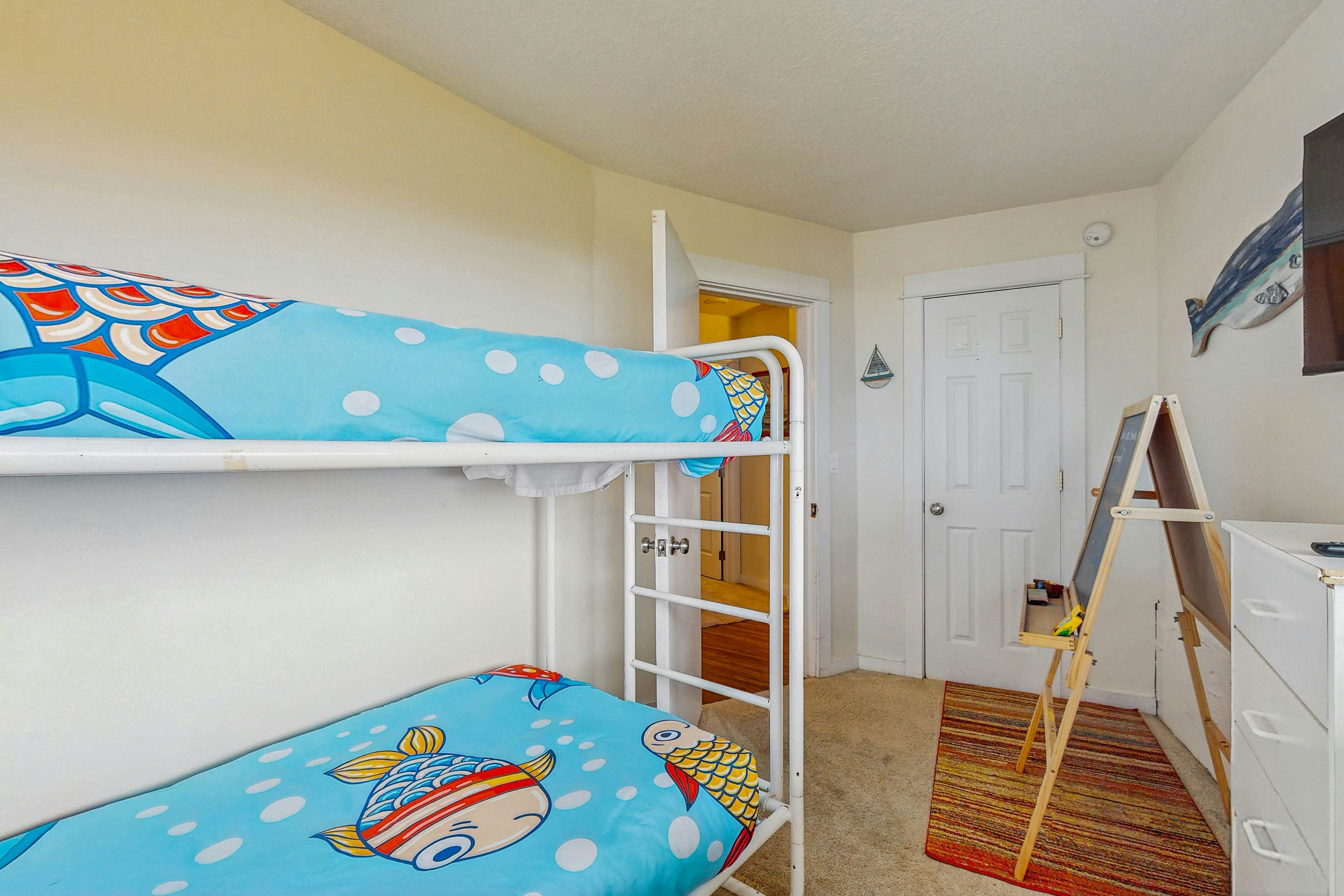 Dog-friendly, oceanfront home with private hot tub, sauna & incredible view