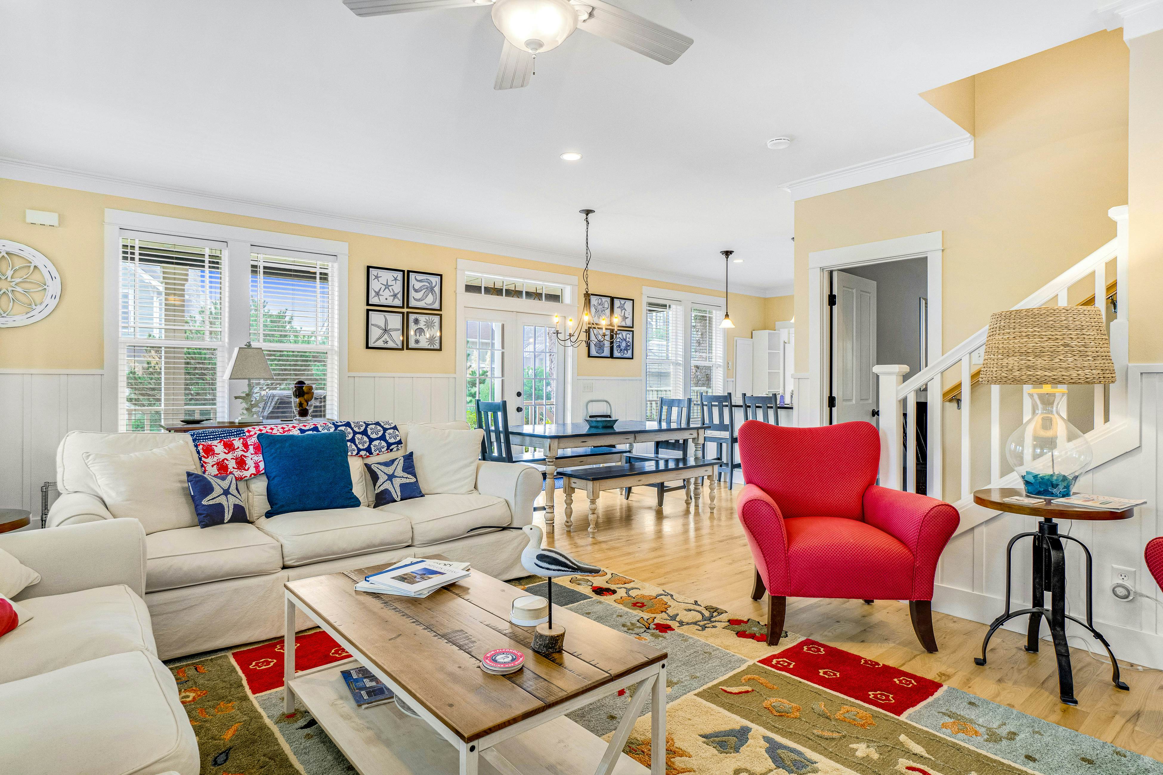 Charming coastal cottage on the boardwalk with covered porch - walk to the beach