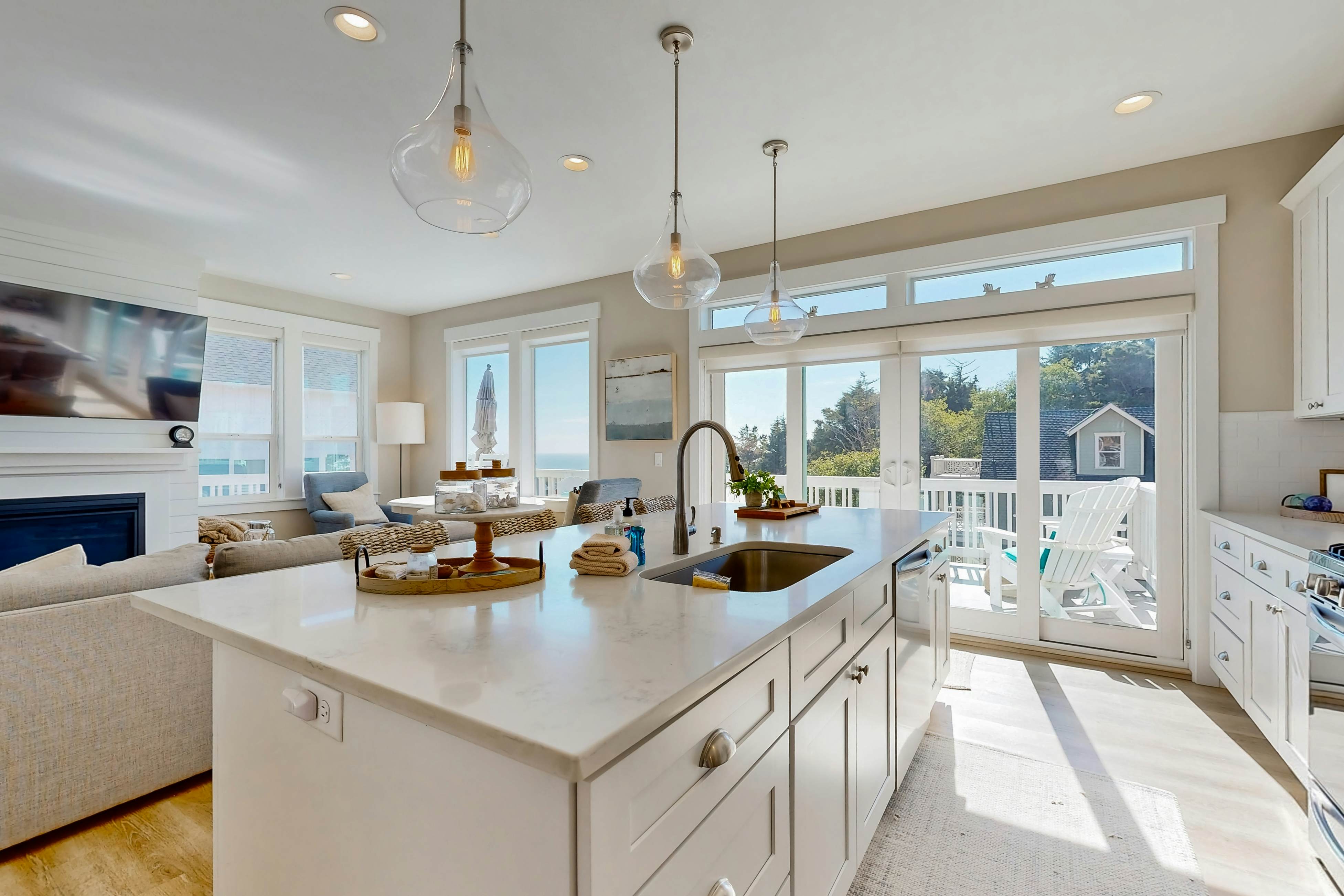 Discover Coastal Bliss: Your Perfect Retreat Awaits in Lincoln City