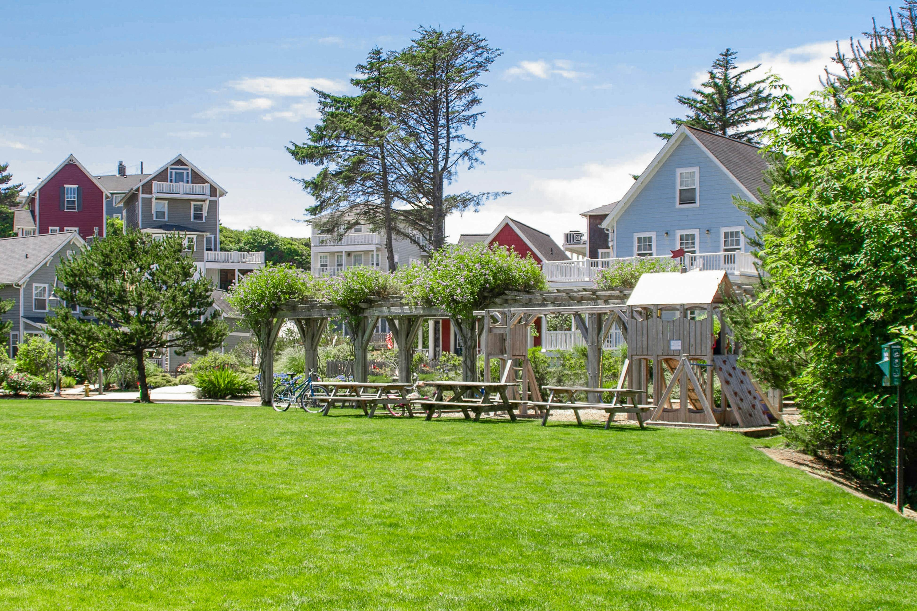 Discover Coastal Bliss: Your Perfect Retreat Awaits in Lincoln City