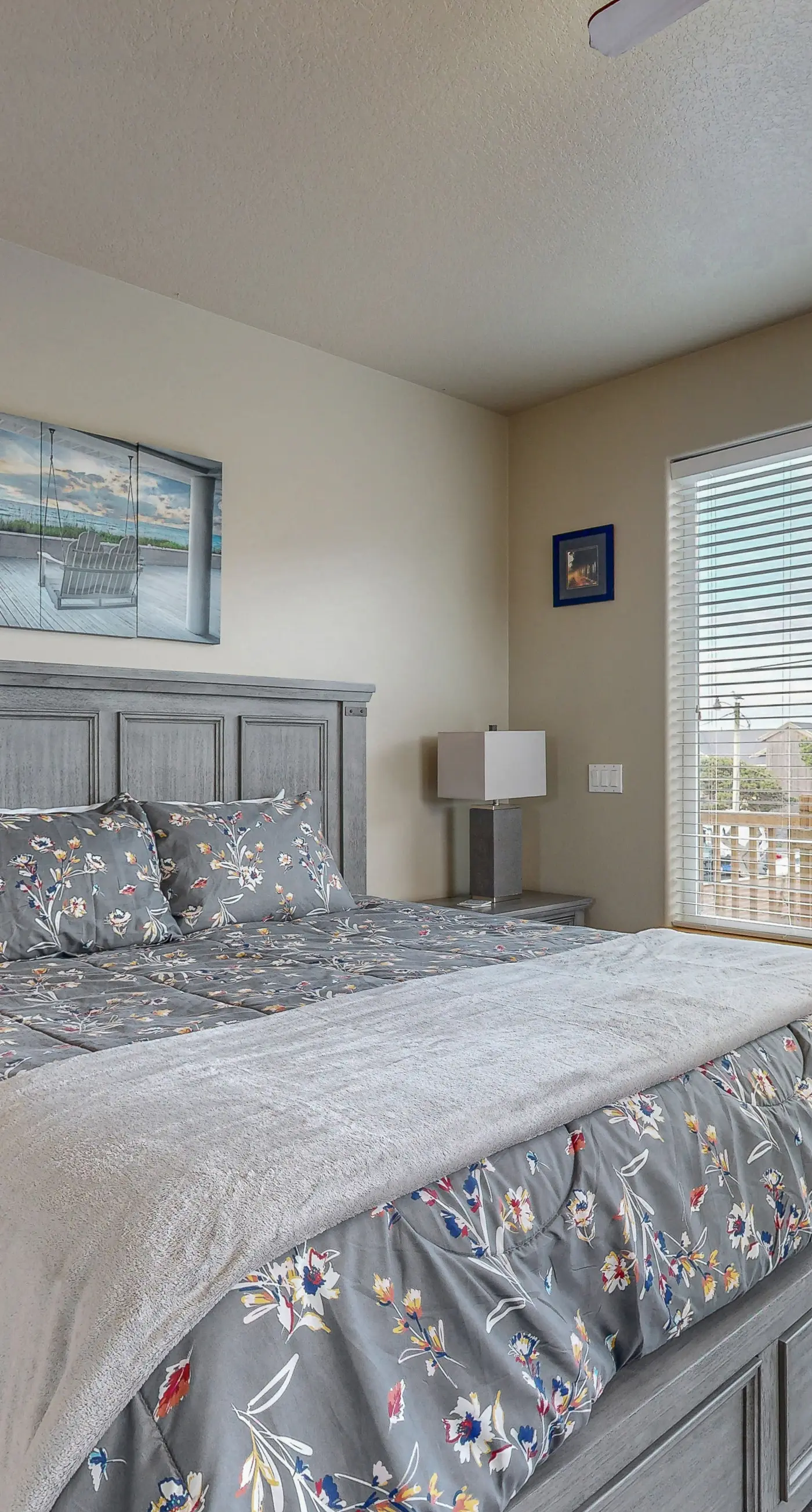 Spacious home close to the beach with peekaboo ocean views fireplaces hot tub